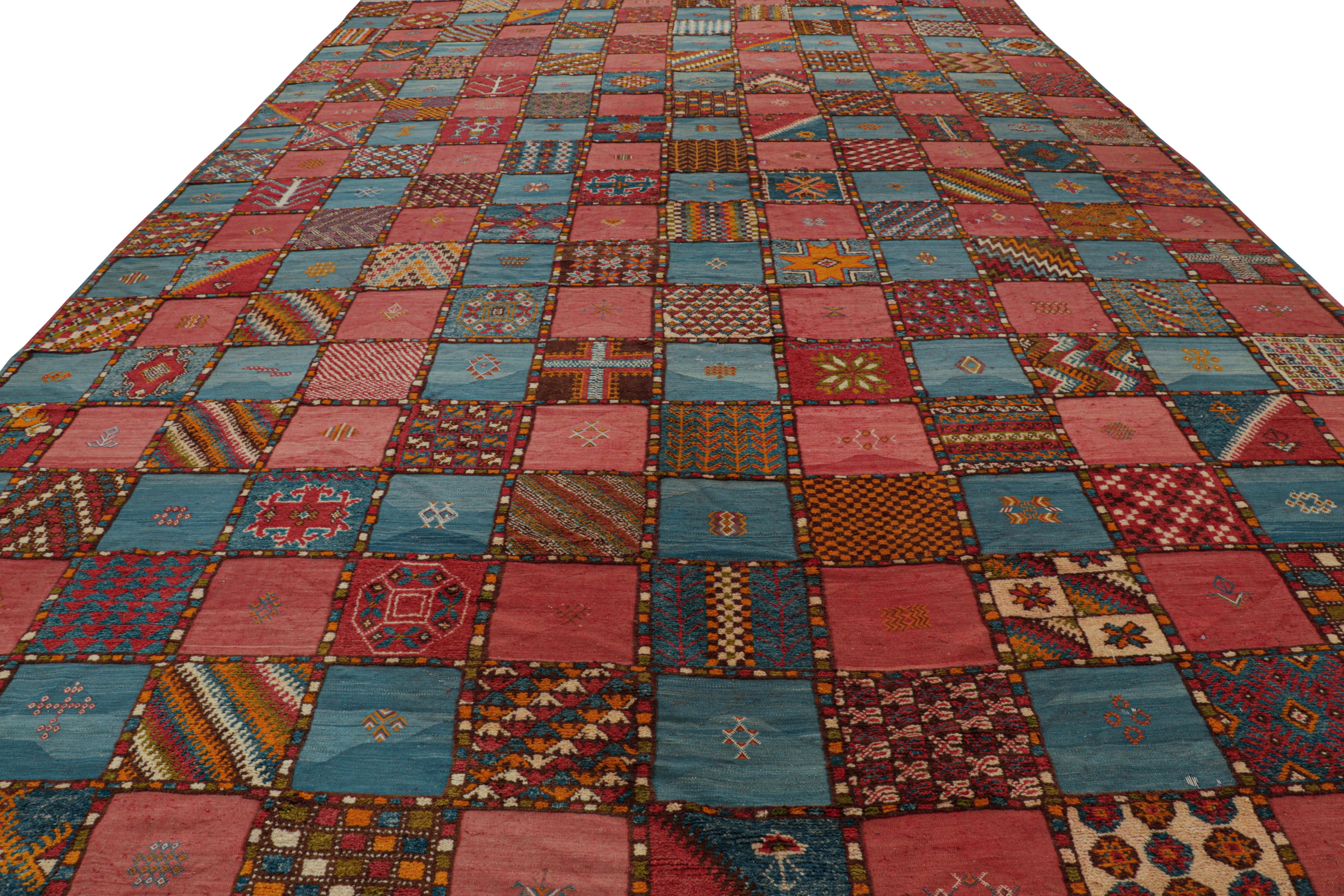 Mid-20th Century Oversized Vintage Moroccan Rug with Geometric Patterns For Sale