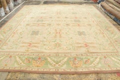 Tappeto Oushak vintage oversize con disegno floreale beige e verde - Rug & Kilim