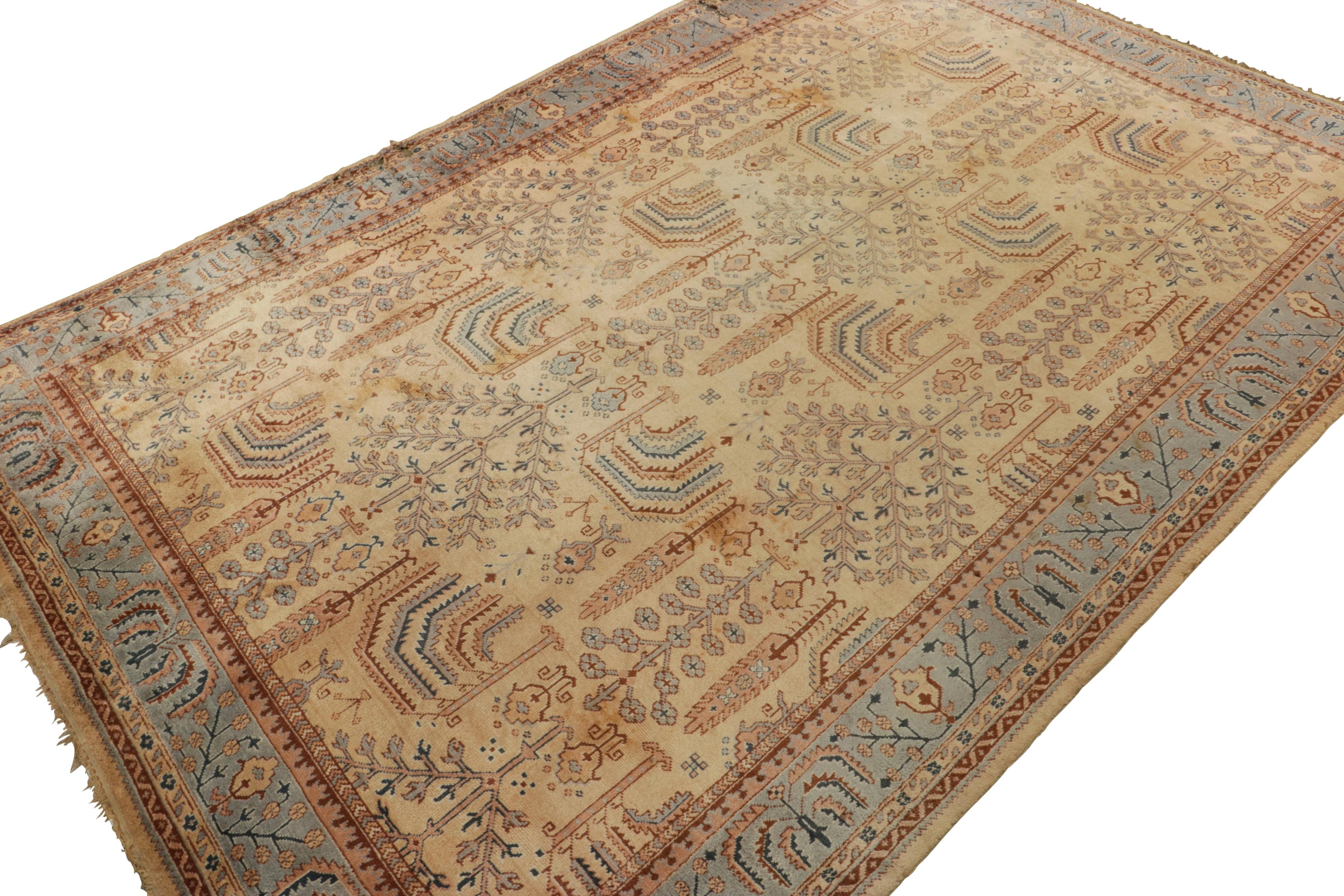 Hand-Knotted Oversized Vintage Oushak Rug in Beige with Tree of Life Motifs - Rug & Kilim For Sale