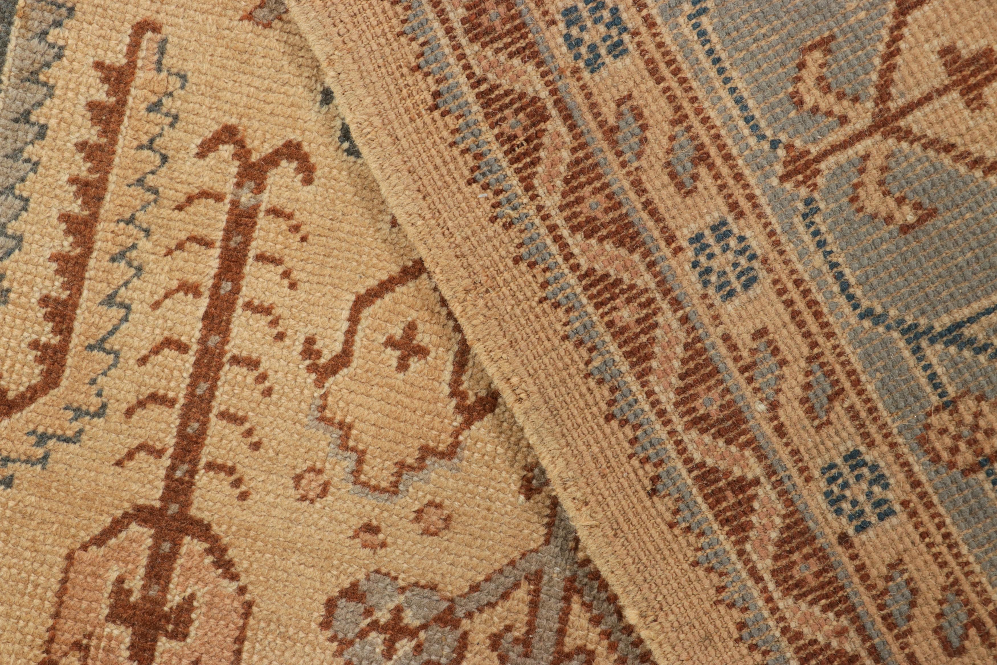 Wool Oversized Vintage Oushak Rug in Beige with Tree of Life Motifs - Rug & Kilim For Sale