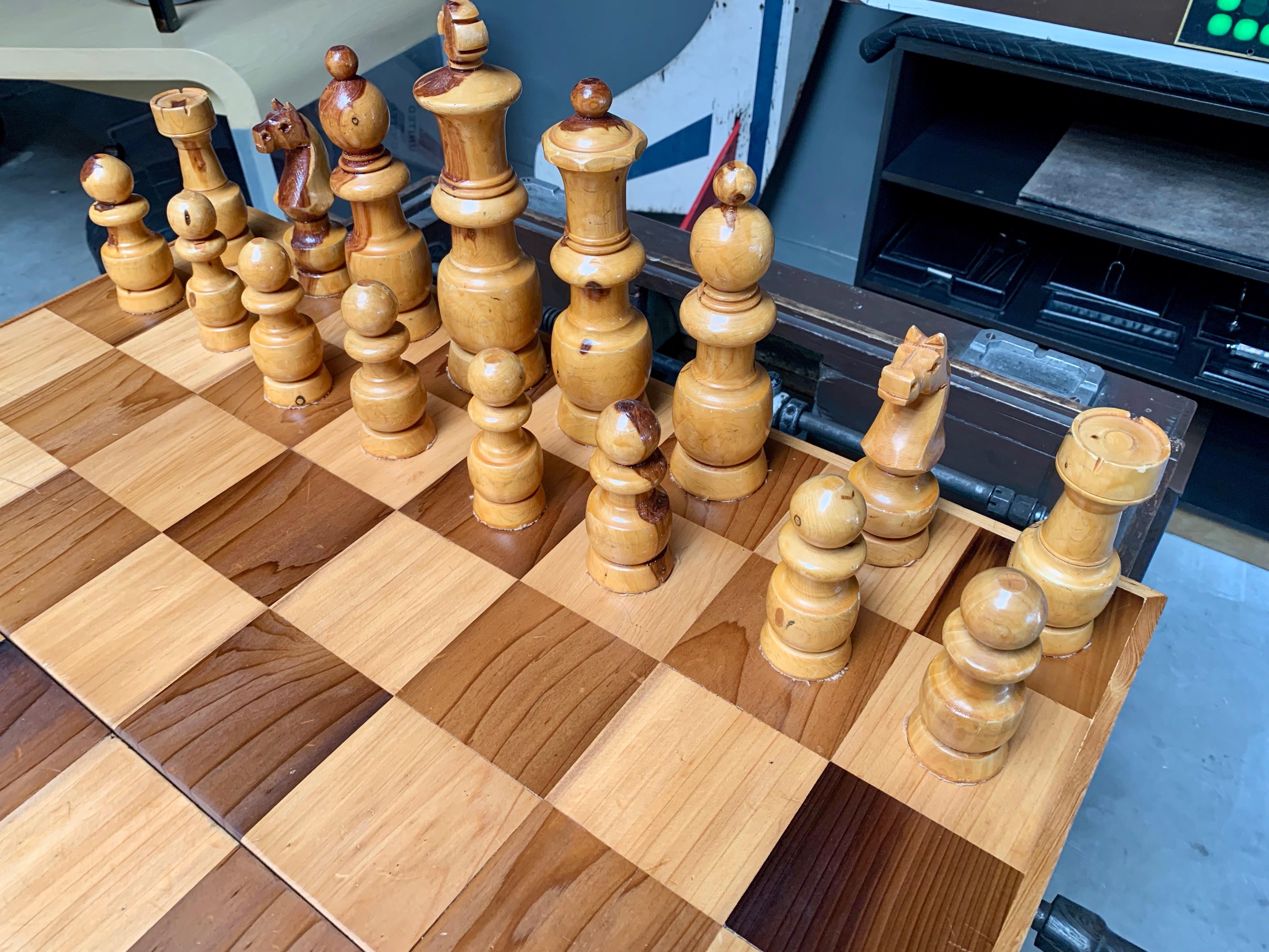 Oversized Wood Chess Set In Good Condition In Los Angeles, CA