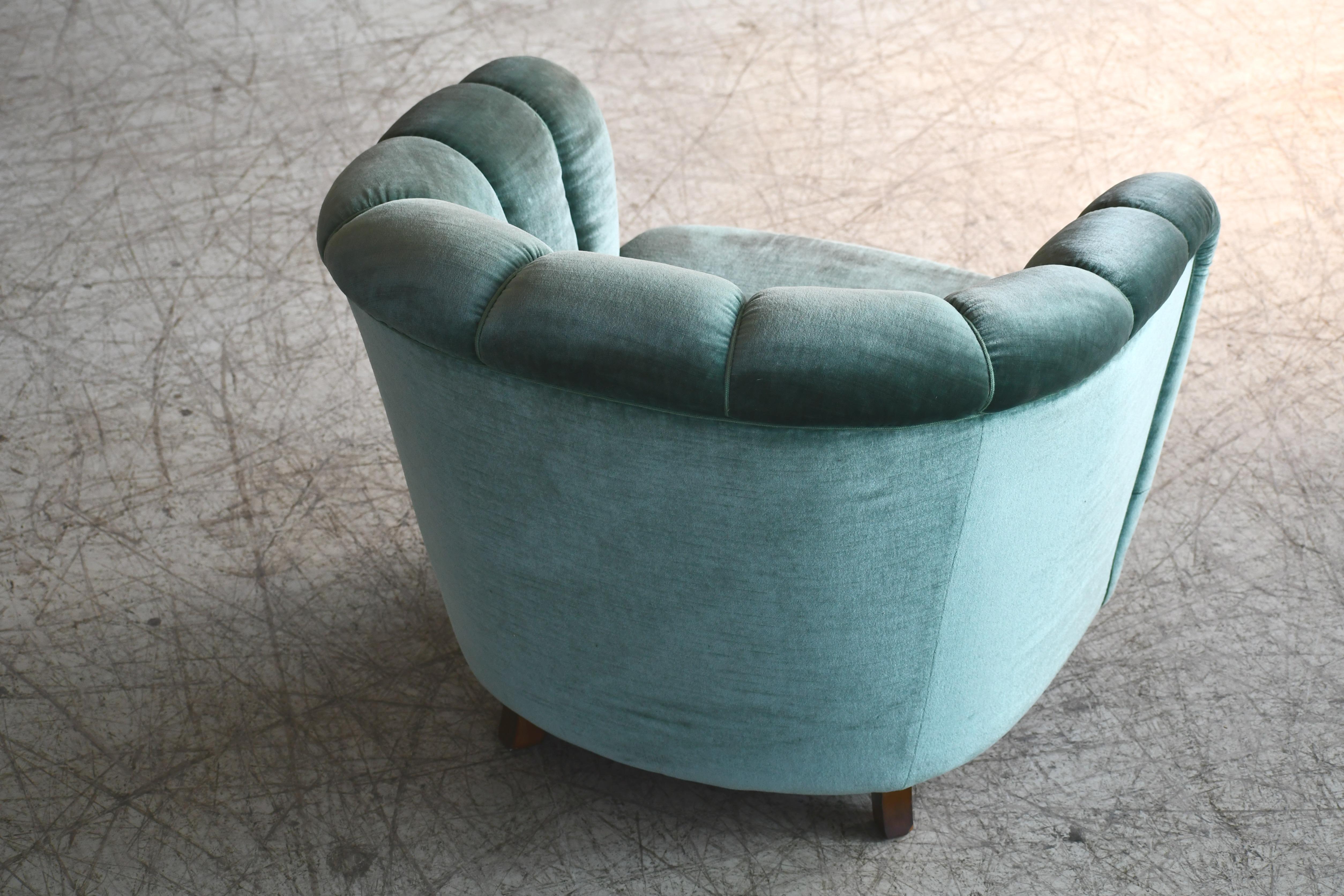 Overstuffed Banana Club Chair Danish, 1940s In Good Condition In Bridgeport, CT