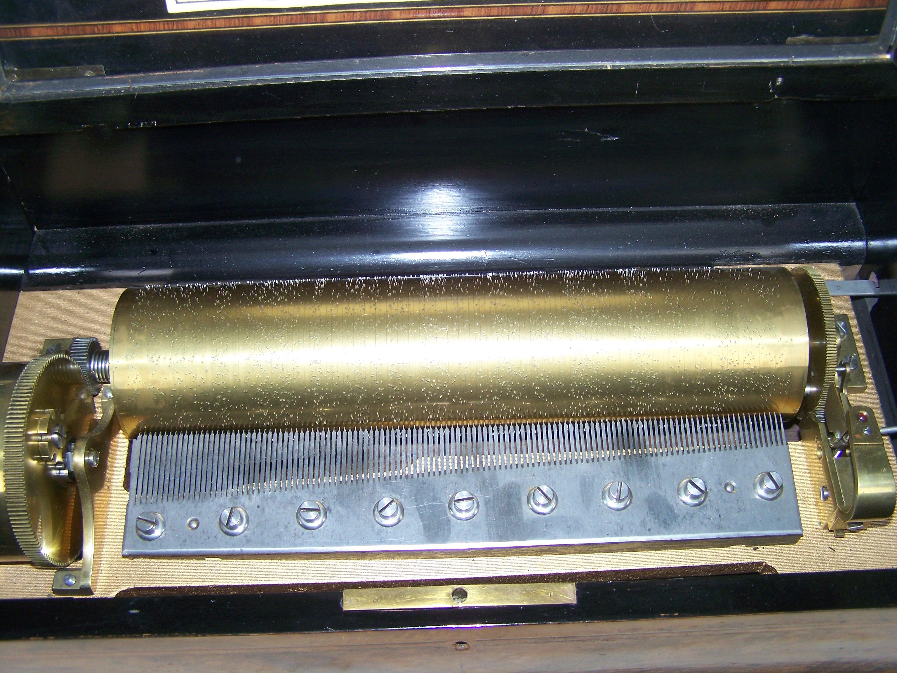 Überture Zylinder-Musikkasten von Paillard (19. Jahrhundert) im Angebot