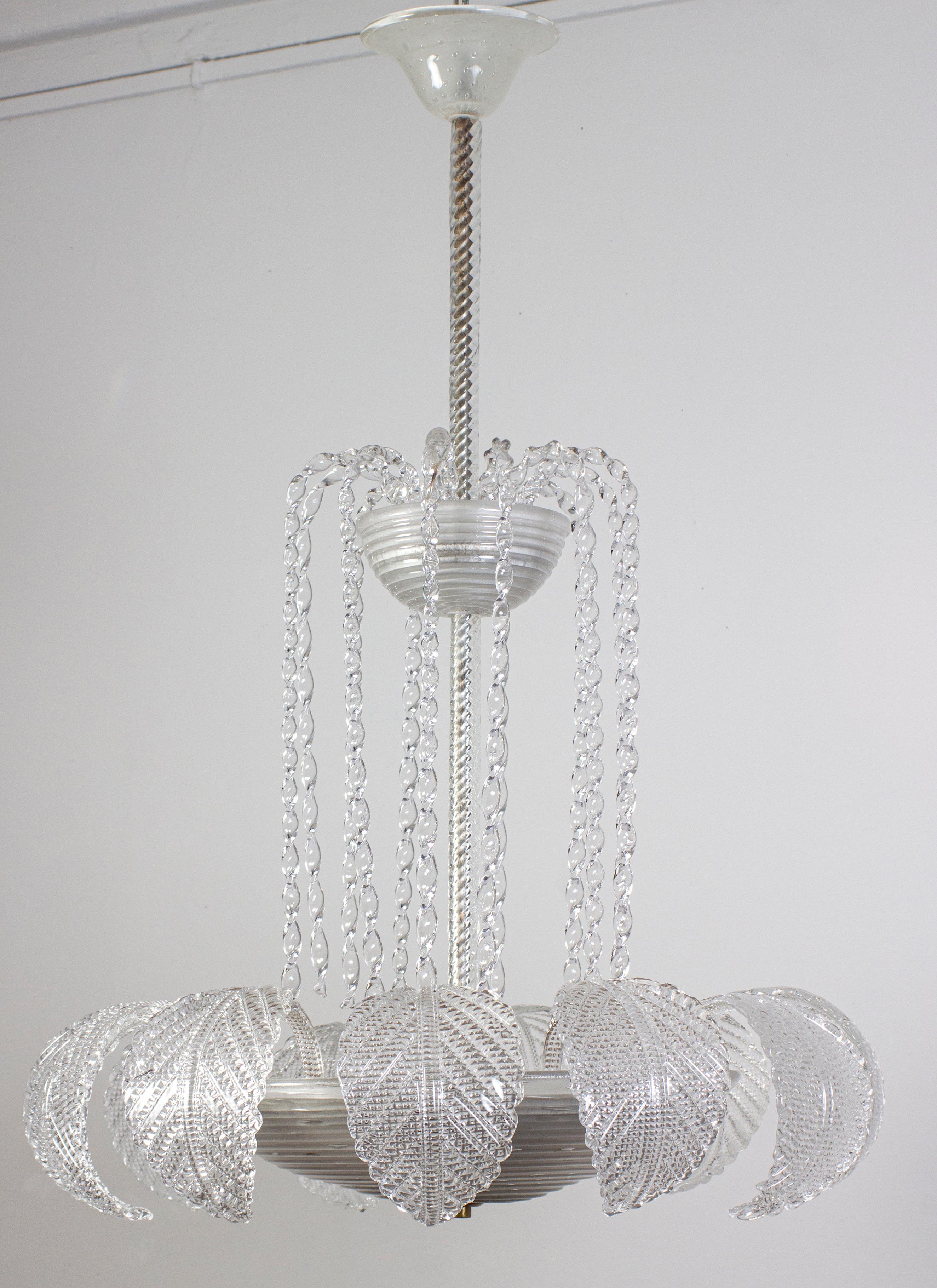 Overwhelming  Art Deco Ninfea Murano Glass Chandelier by Barovier Italy, 1940 For Sale 3