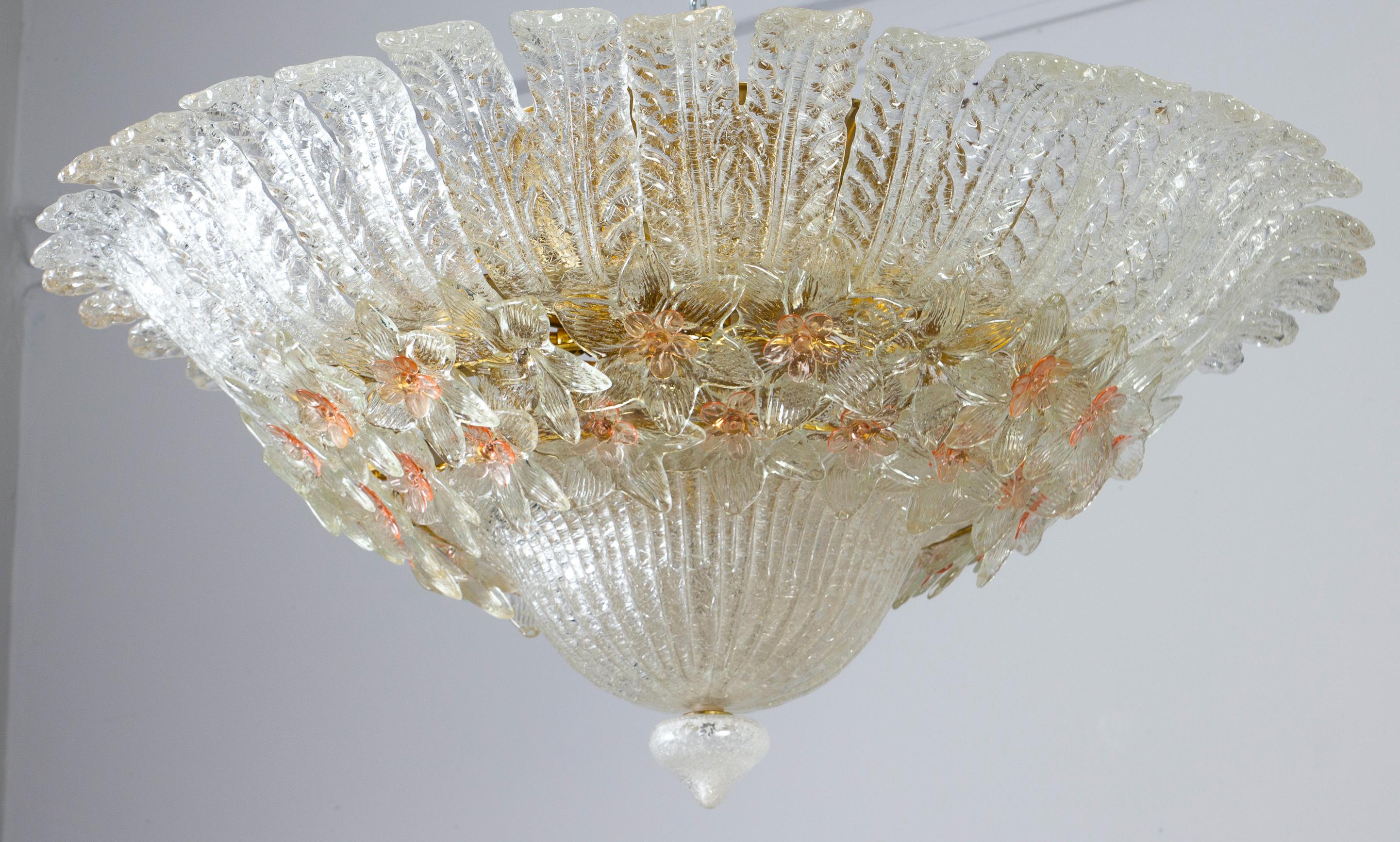 Abrumador cristal de Murano  Lámpara de techo  por Barovier & Toso  Italia, 1950
