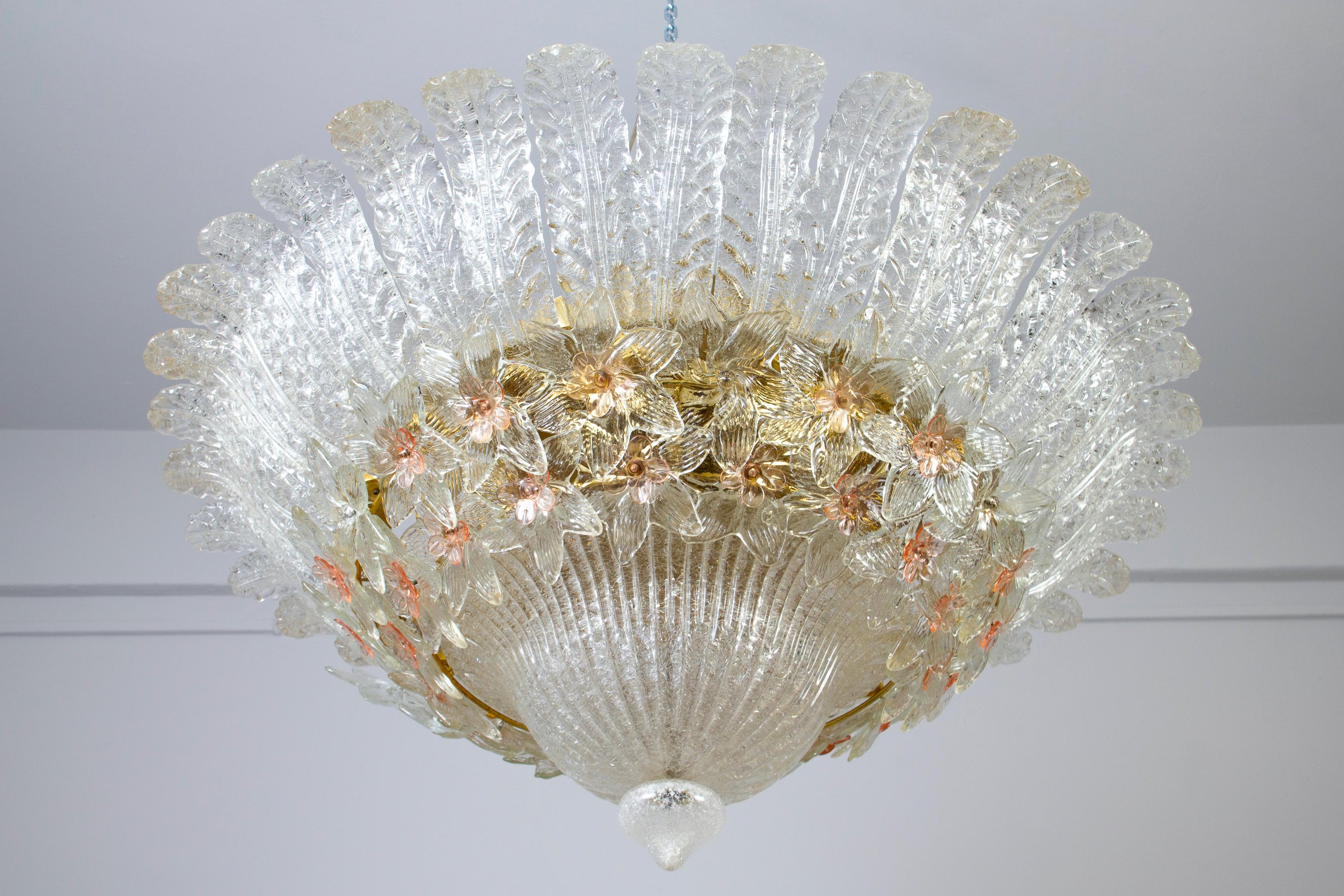 Abrumador cristal de Murano  Lámpara de techo  por Barovier & Toso  Italia, 1950