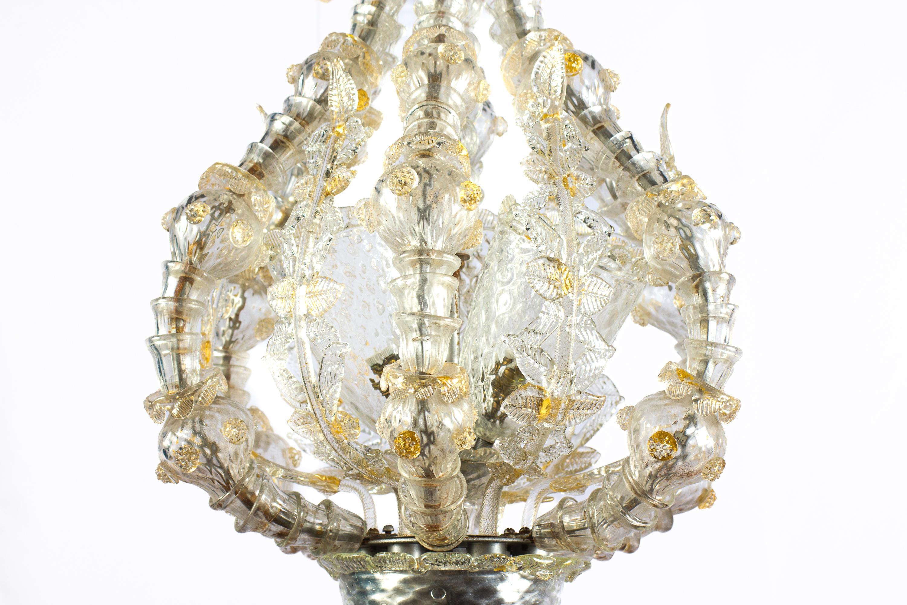 Milieu du XXe siècle Lanterne ou lustre écrasant en verre de Murano par Barovier&Toso, 1940' en vente