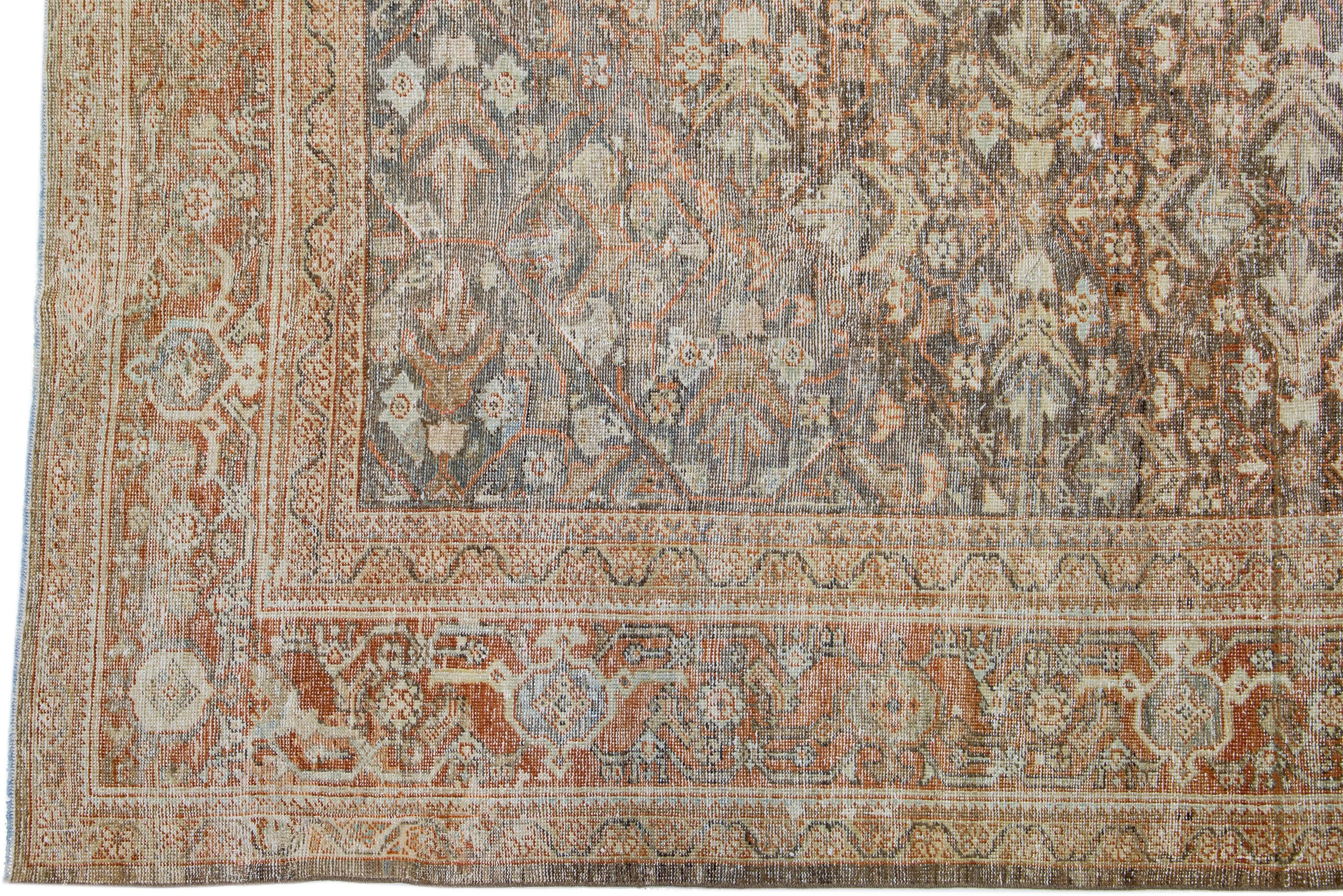 Ovesize 1900s Persian Mahal Allover Wool Rug In Gray & Rust Color In Good Condition For Sale In Norwalk, CT