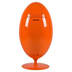Poubelle orange brillant