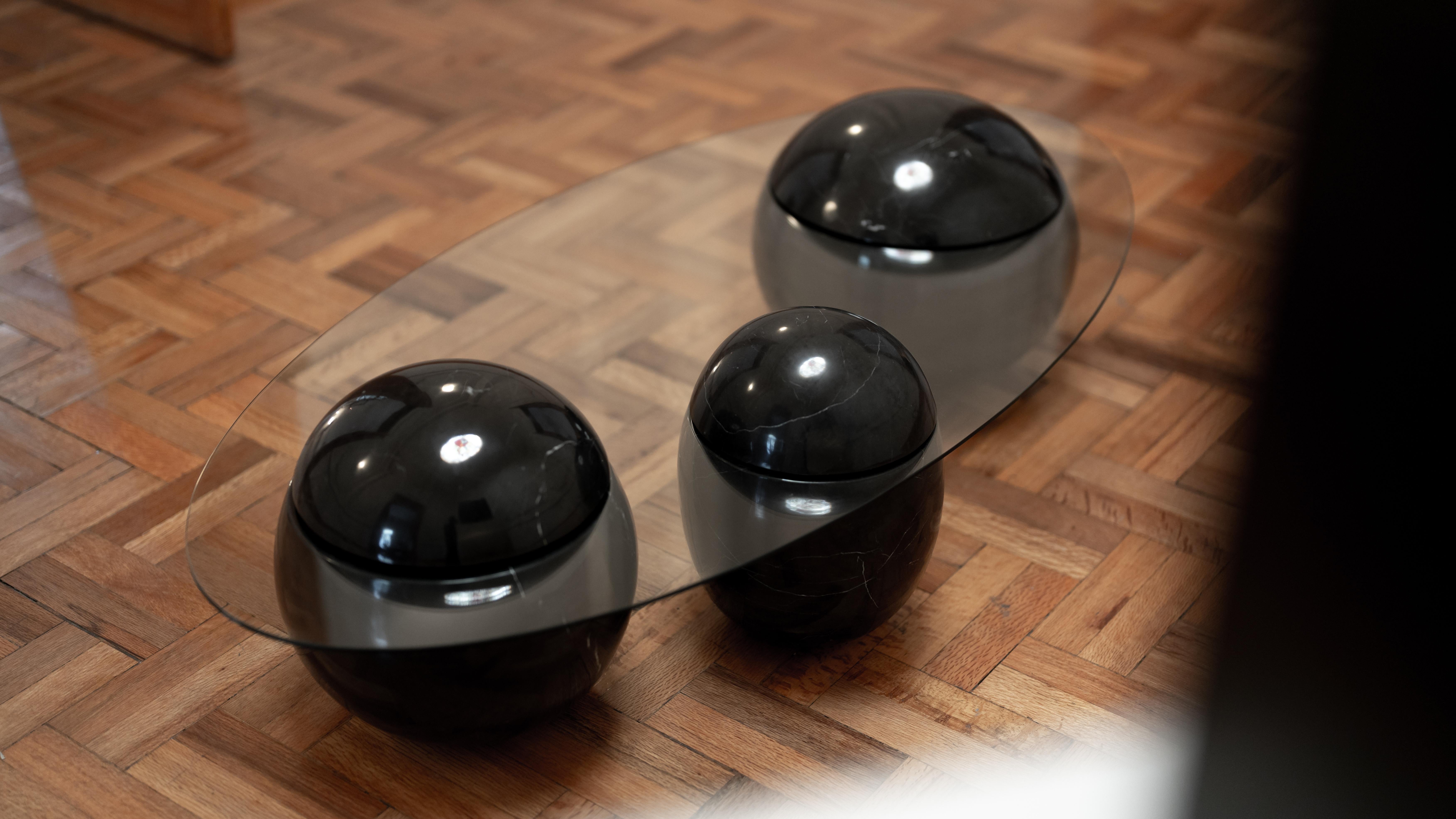 Contemporary Ovni Uovo Black Marble Glass Sculptural Coffee Table For Sale