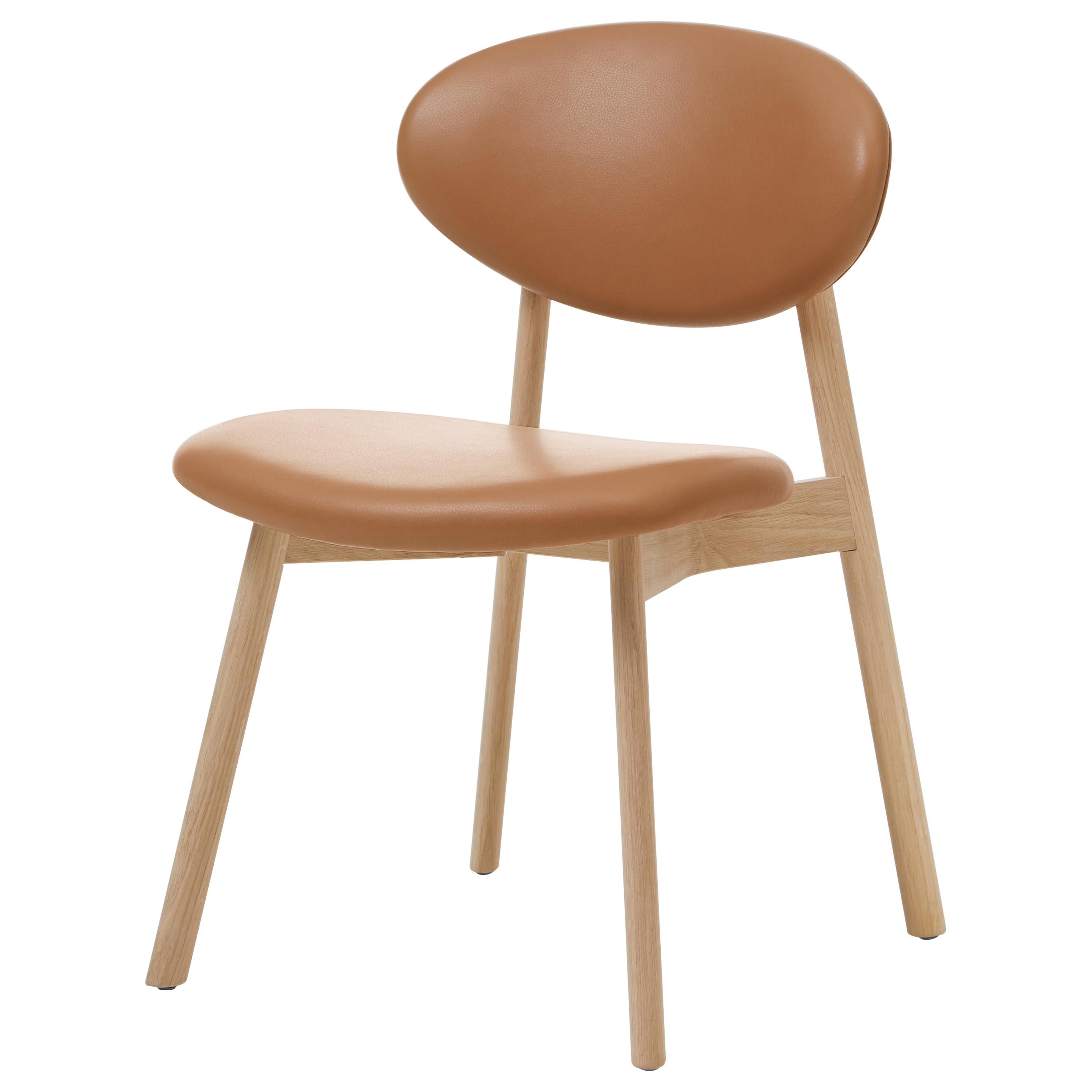 Im Angebot: Ovoid-Stuhl aus massiver Eiche, Roheffekt und Leder von Craig Bassam, Brown (Comfort 43632 Camel)