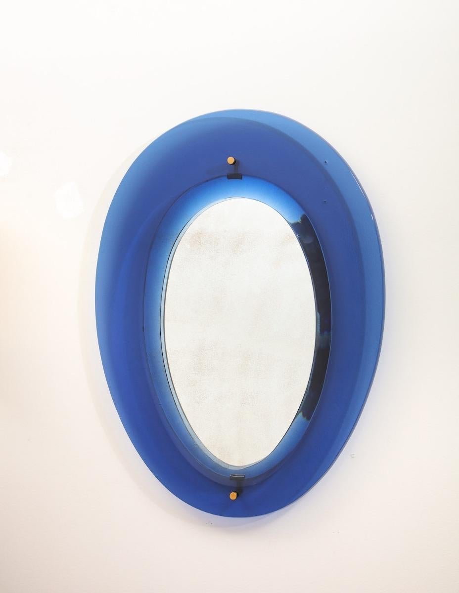 Ovoid Mirror by Max Ingrand for Fontana Arte In Good Condition For Sale In New York, NY