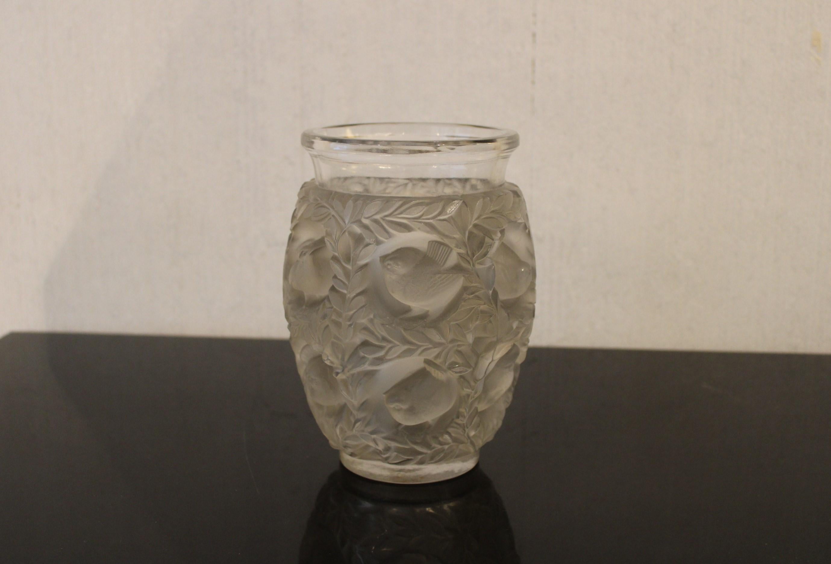 lalique bird vase