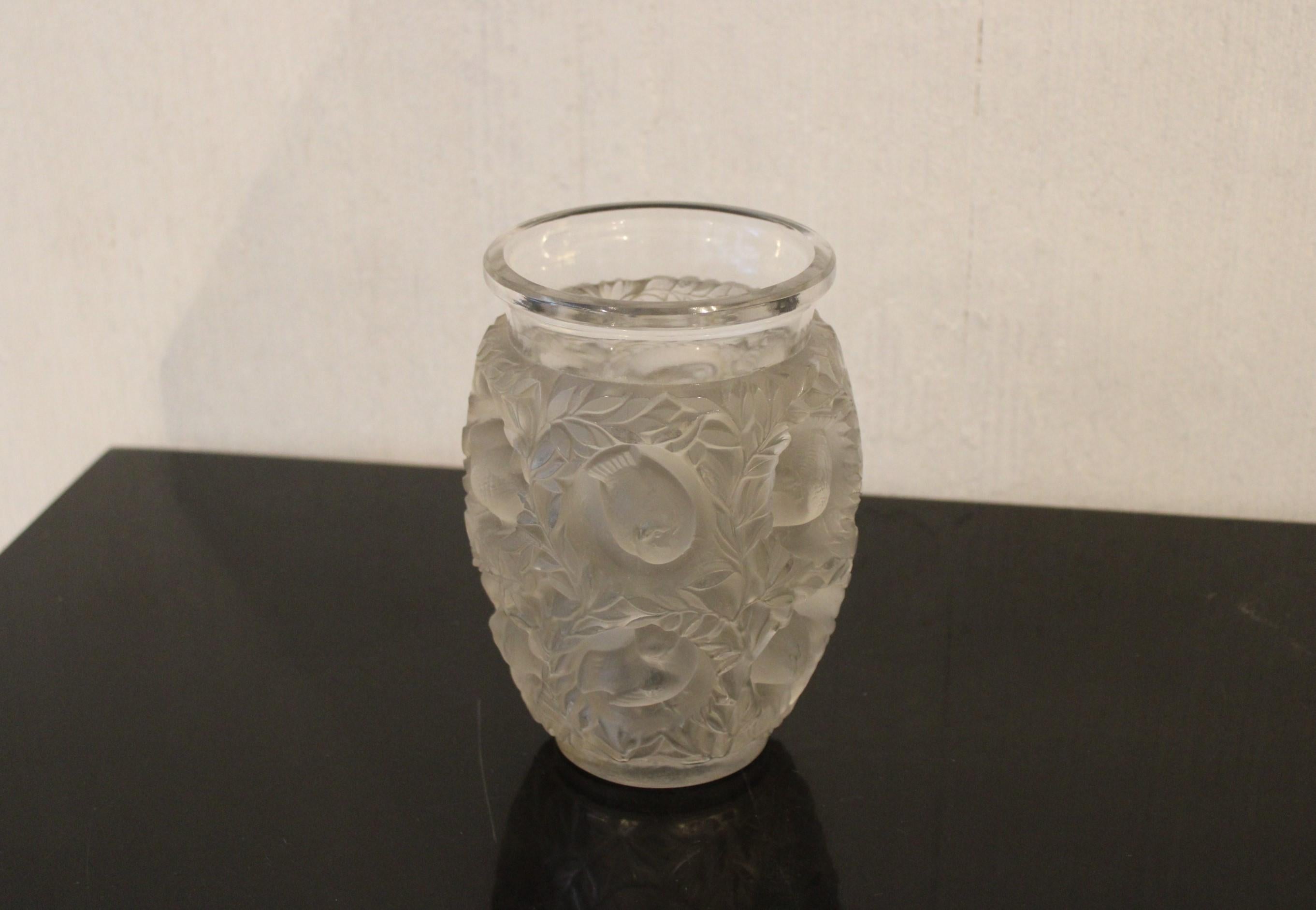 lalique bagatelle vase