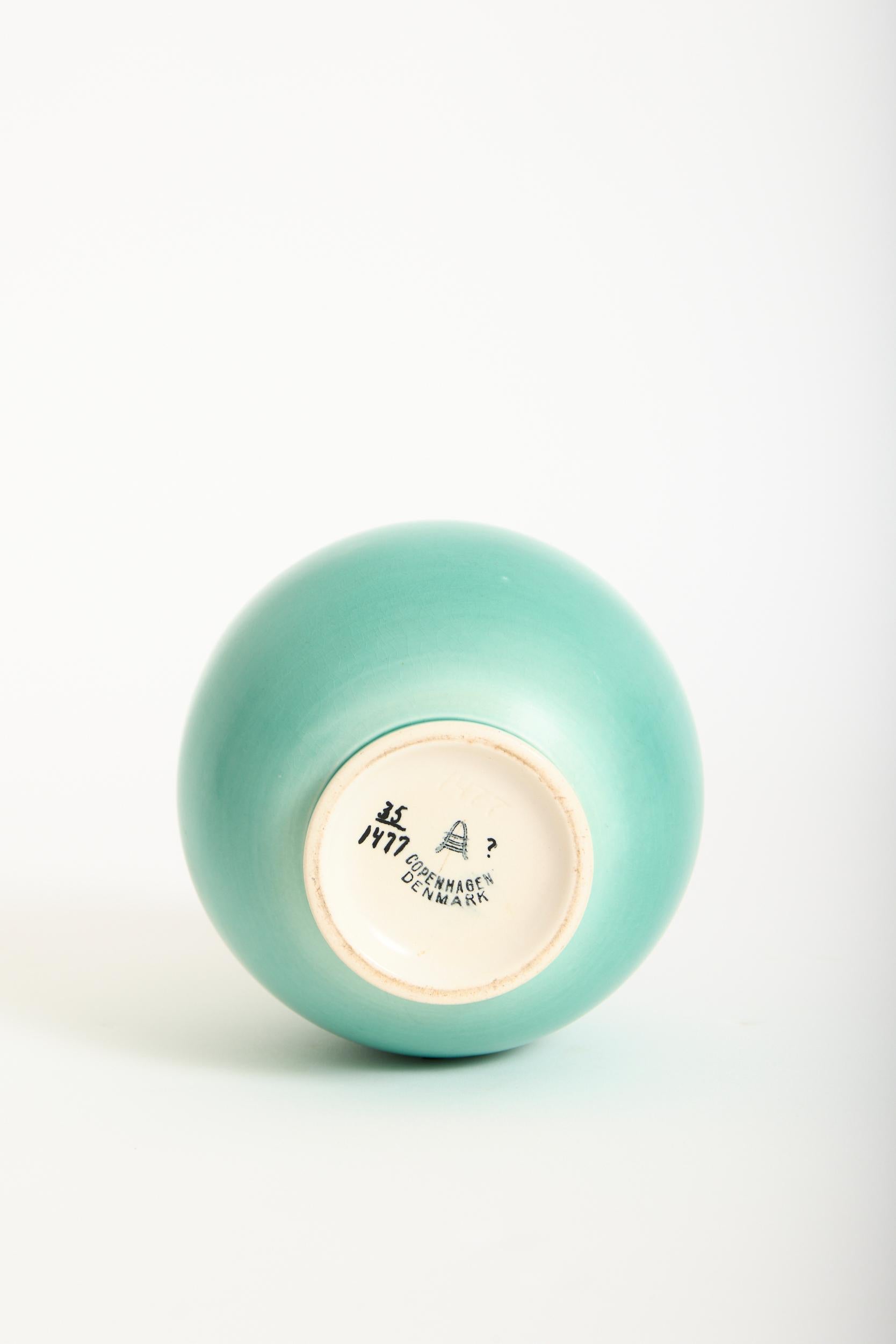 Mid-20th Century Ovoid Vase by Alumina For Sale