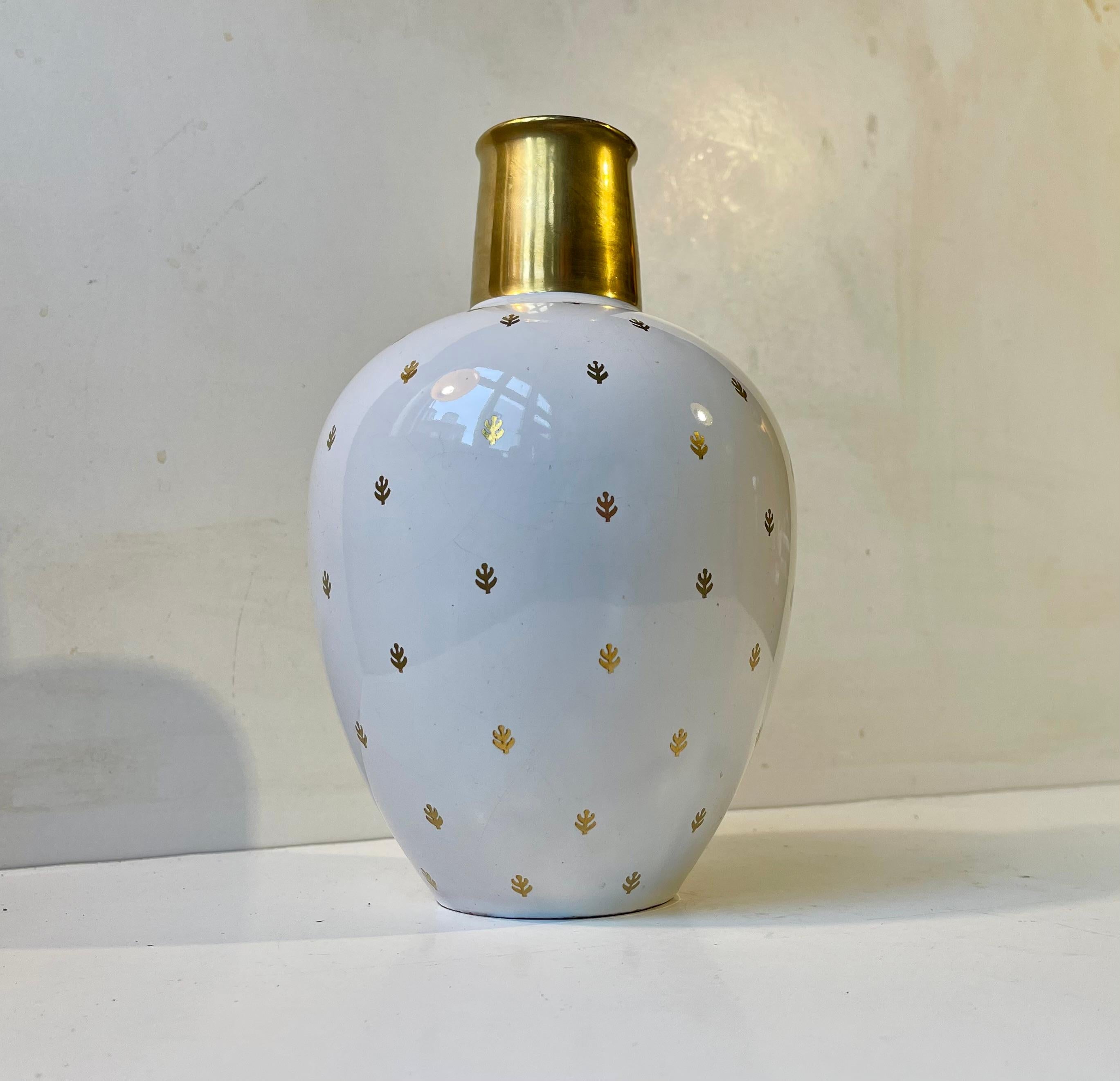 Scandinavian Ovoid White & Gold Glazed Ceramic Vase in the style of Wilhelm Kåge For Sale