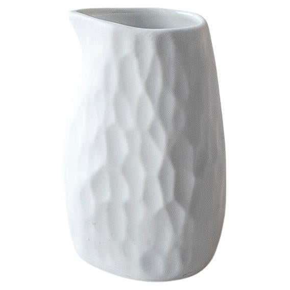 Ovum Nº6 / White / Pitcher / Creamer / Handmade Porcelain Tableware For Sale