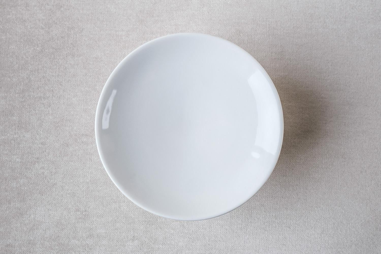 Ovum. nº8 / White / Side Dish, Handmade Porcelain Tableware For Sale 2