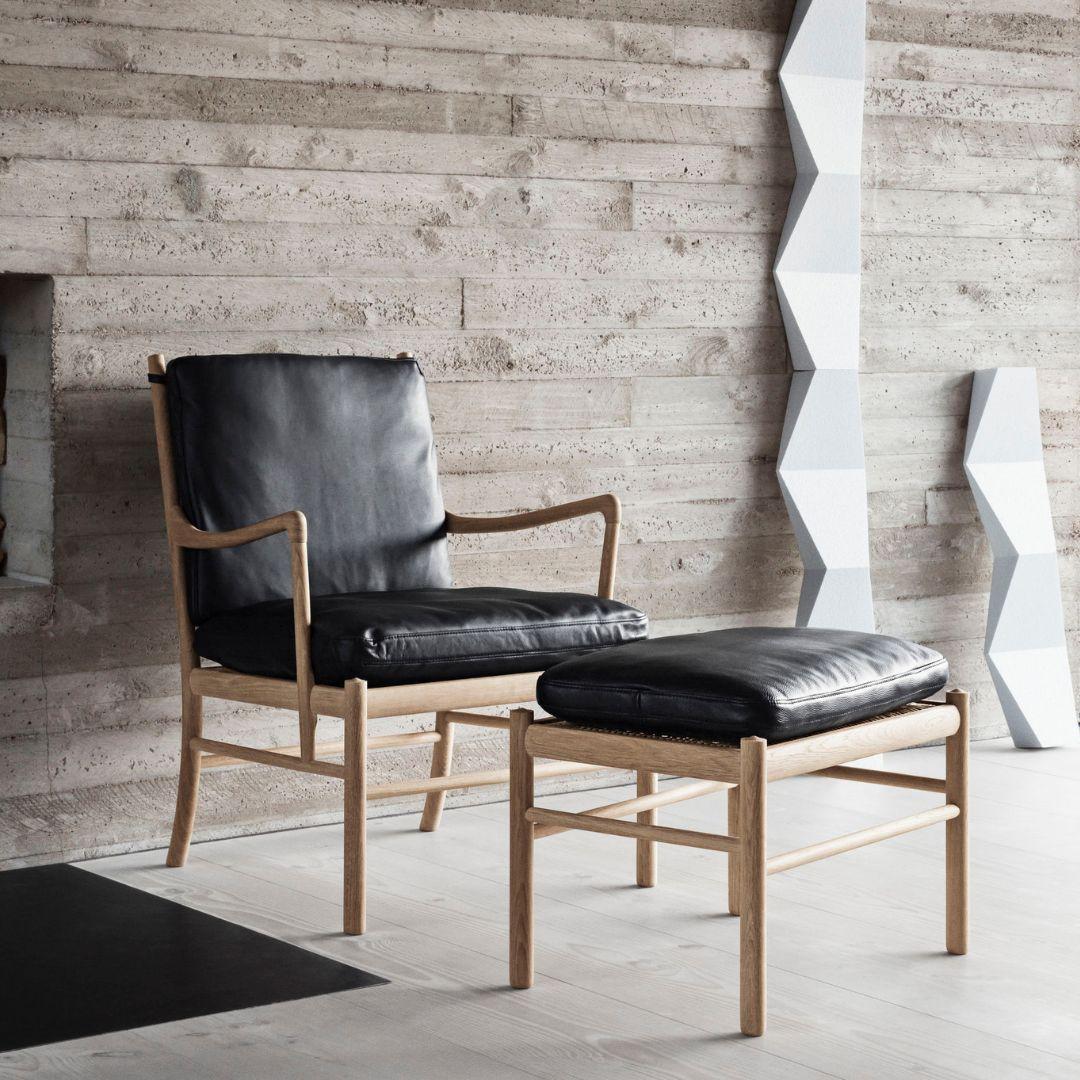 'OW149 Colonial' chair in oak, black leather and oil for Carl Hansen & Son

The story of Danish Modern begins in 1908 when Carl Hansen opened his first workshop. His firm commitment to beauty, comfort, refinement, and craftsmanship is evident in