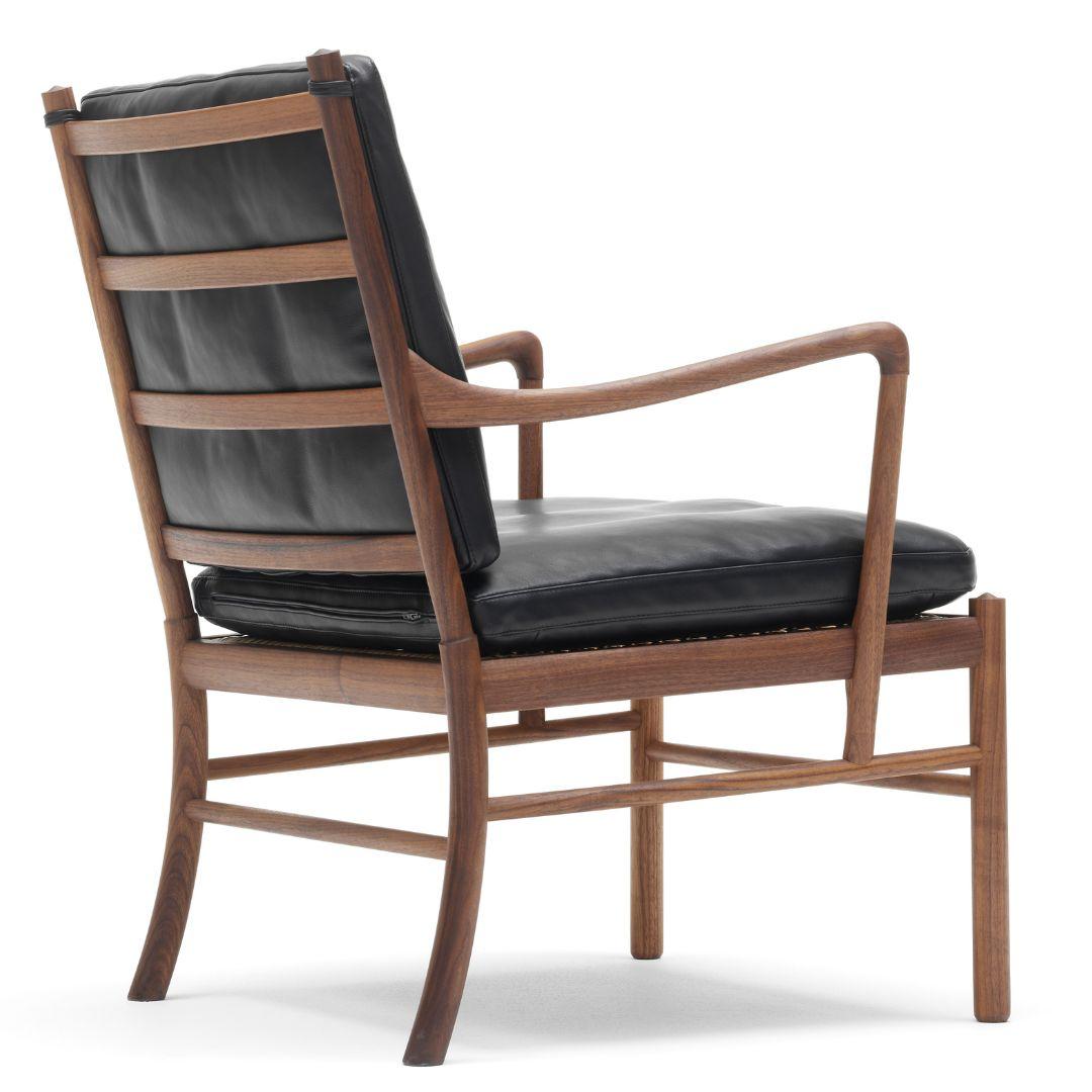 Mid-Century Modern «OW149 Colonial » Chaise en noyer, cuir noir et huile pour Carl Hansen & Son en vente