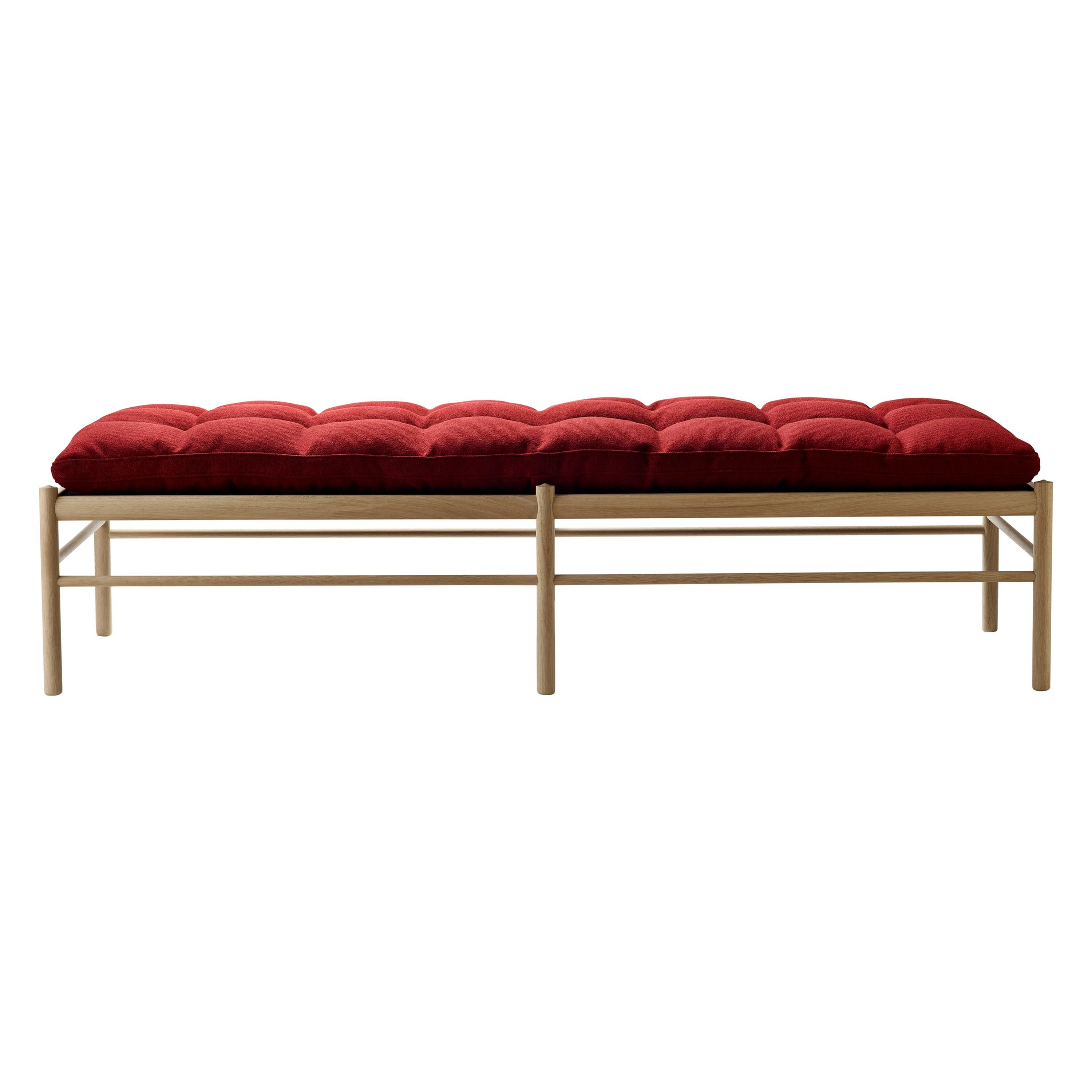 Red (Kvadrat Hallingdal65 694) Ow150 Colonial Daybed in Oak Soap with Fabric Cushion by Ole Wanscher