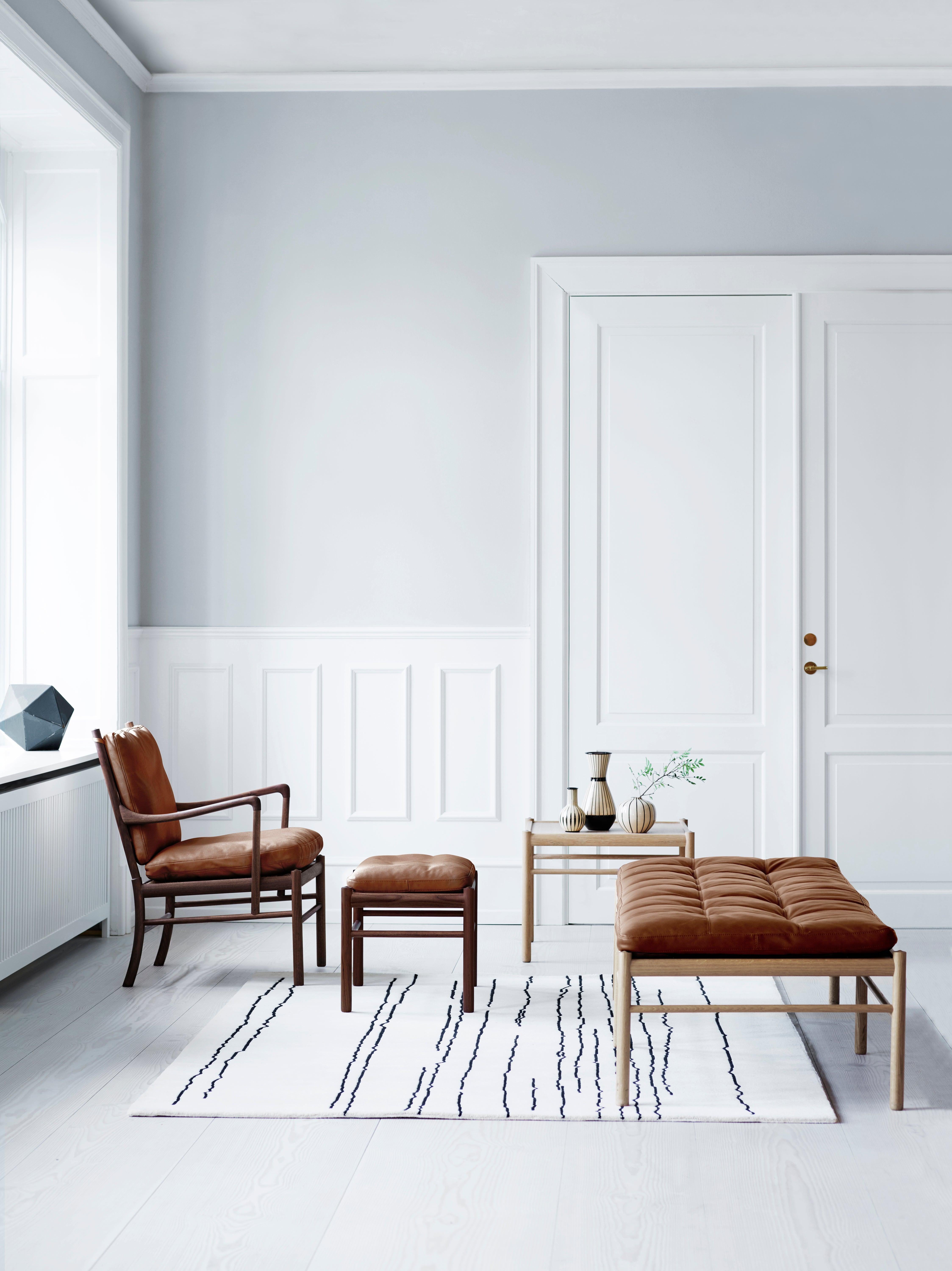 Contemporary OW150 Colonial Daybed in Oiled Oak with Sif 95 Leather Cushion by Ole Wanscher