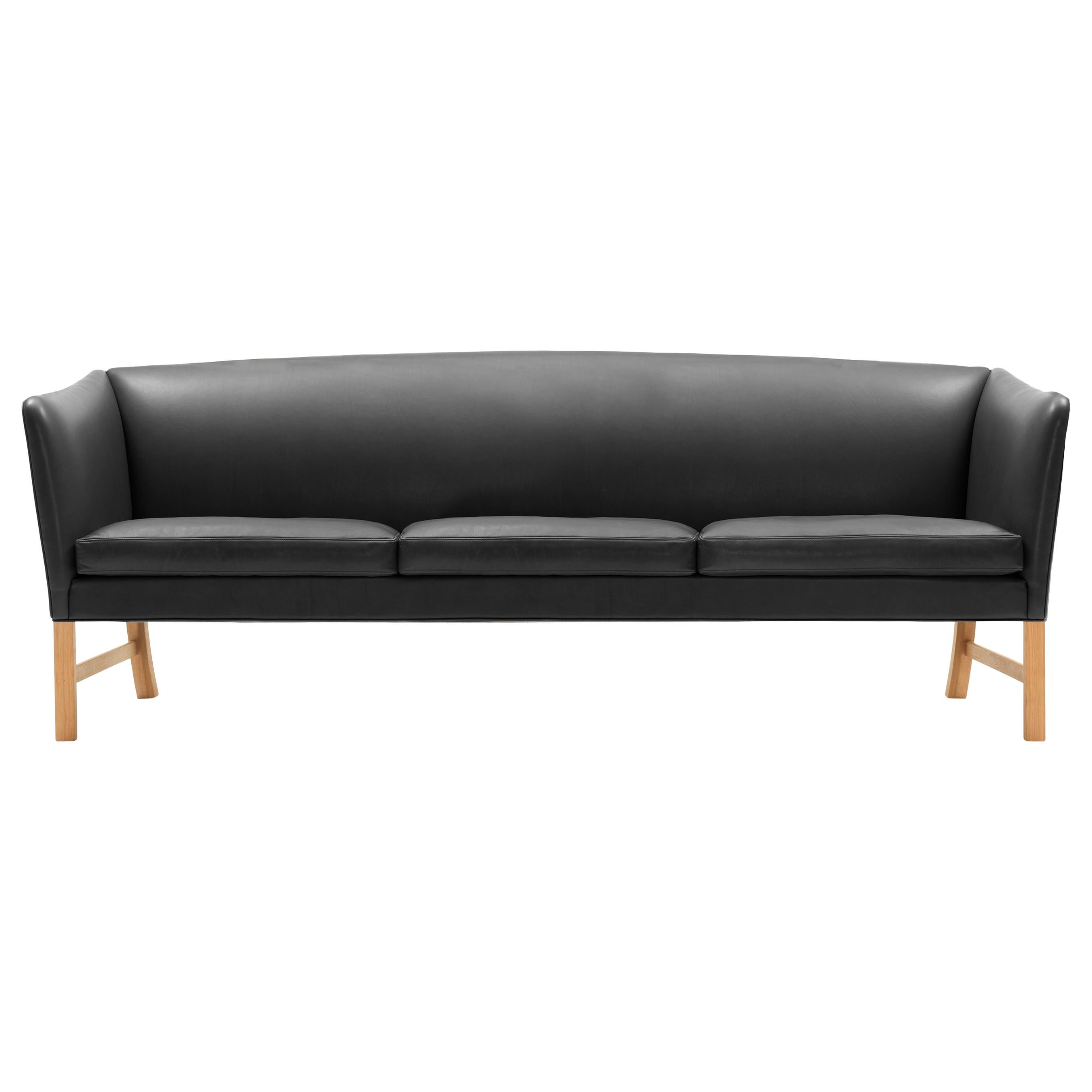 Black (Thor 301) OW603 Sofa in Oak Oil with Leather Seat by Ole Wanscher