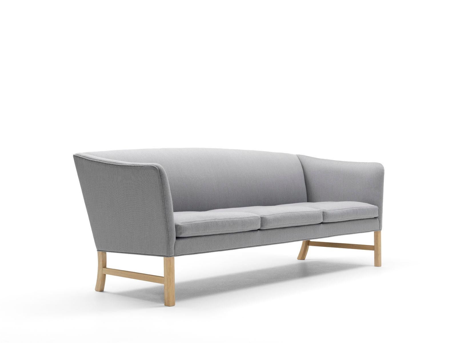 Danish OW603 Sofa by Ole Wanscher