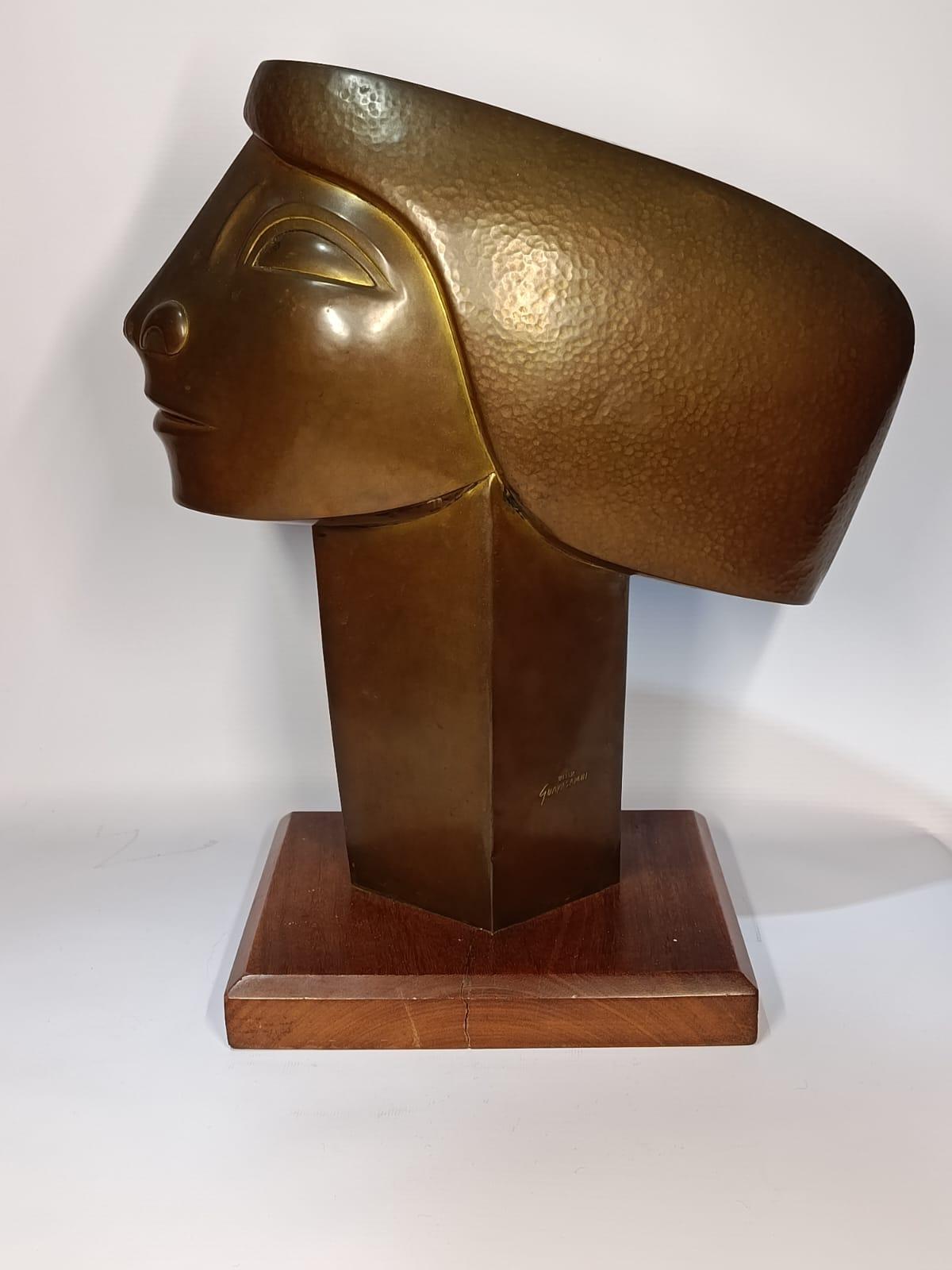 Owaldo Guayasamin bronze sculpture en Bueno estado para la venta en Buenos Aires, Argentina