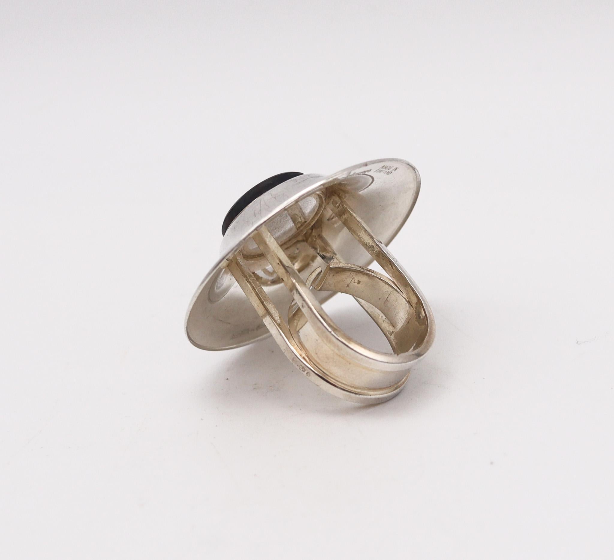 Cabochon Owe Johansson 1973 Finland Modernist Ring Solid .925 Sterling Silver & Sodalite For Sale