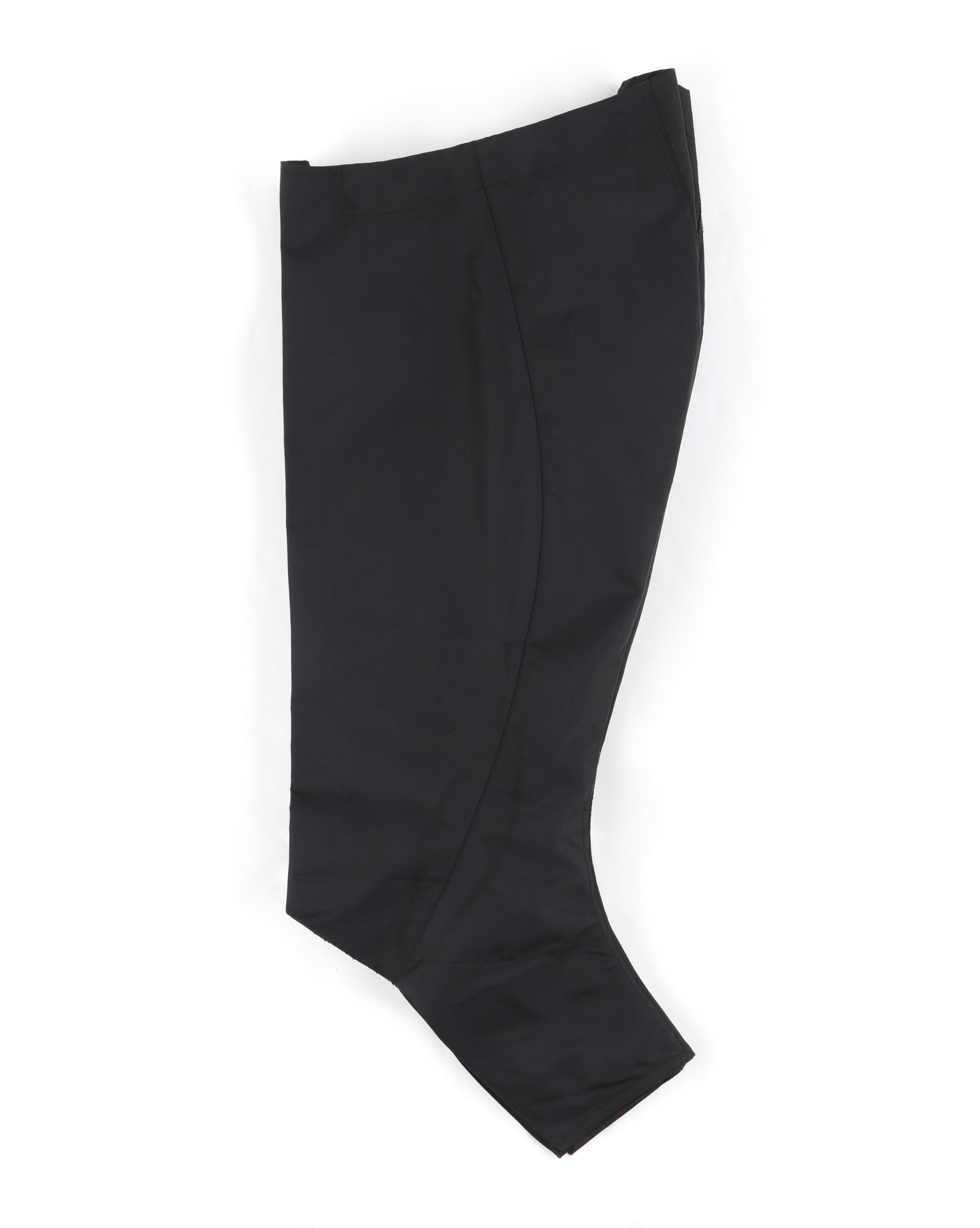 OWEN GASTER c.1996 “Grasshopper” Black Cropped Structured Knicker Trouser Pants For Sale 1