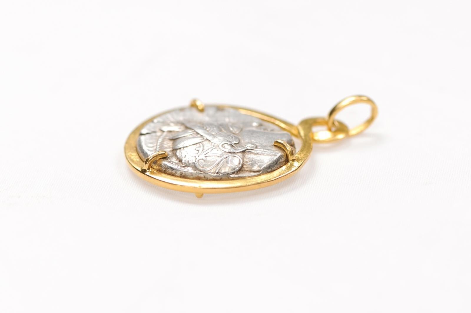 Gufo e Atena Tetradramma d'argento con oro 18 carati in vendita 3
