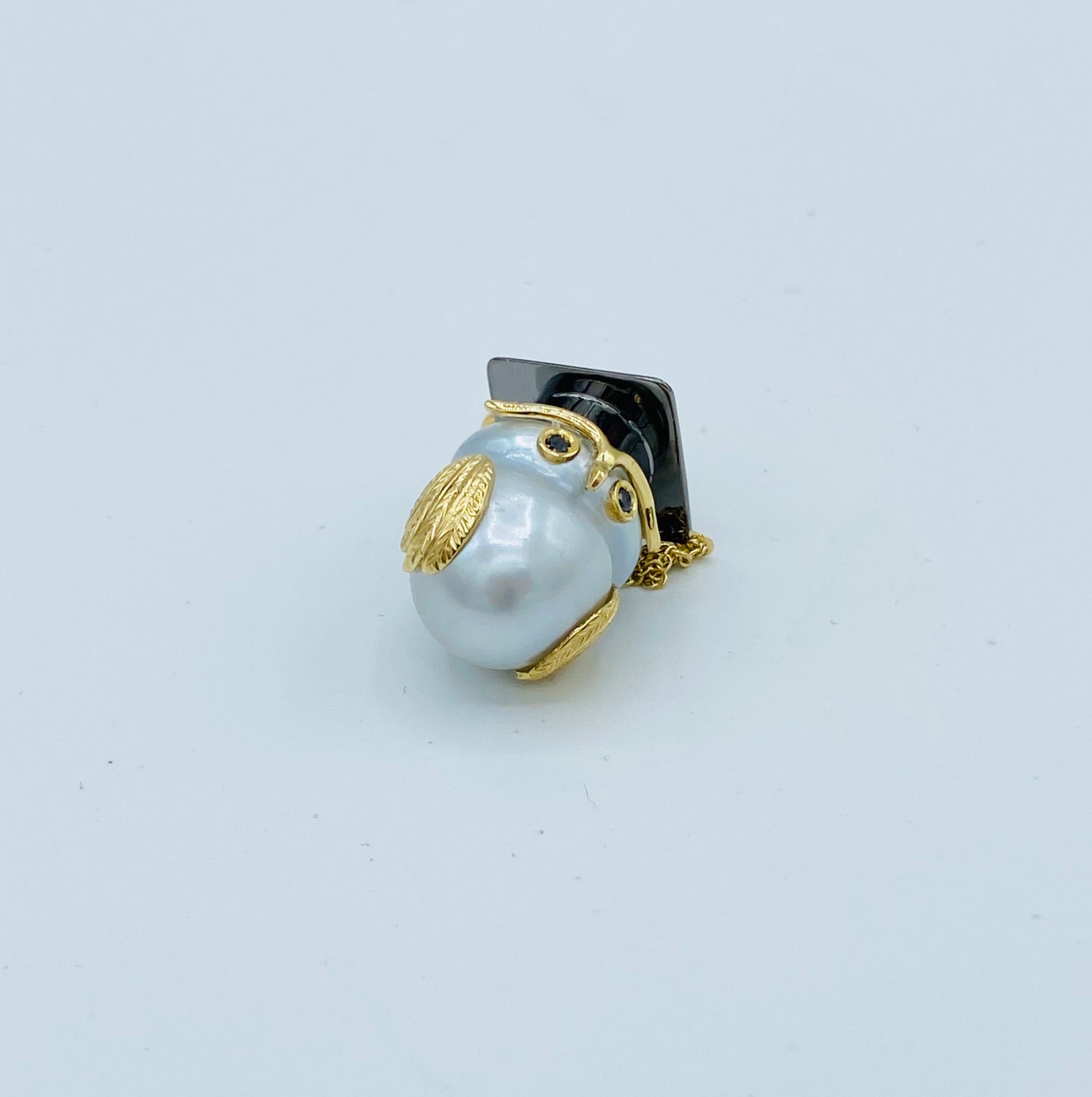 Halskette mit australischem Perlenanhänger oder Anhänger, Eule, schwarzer Diamant 18 Karat Gold (Rundschliff) im Angebot
