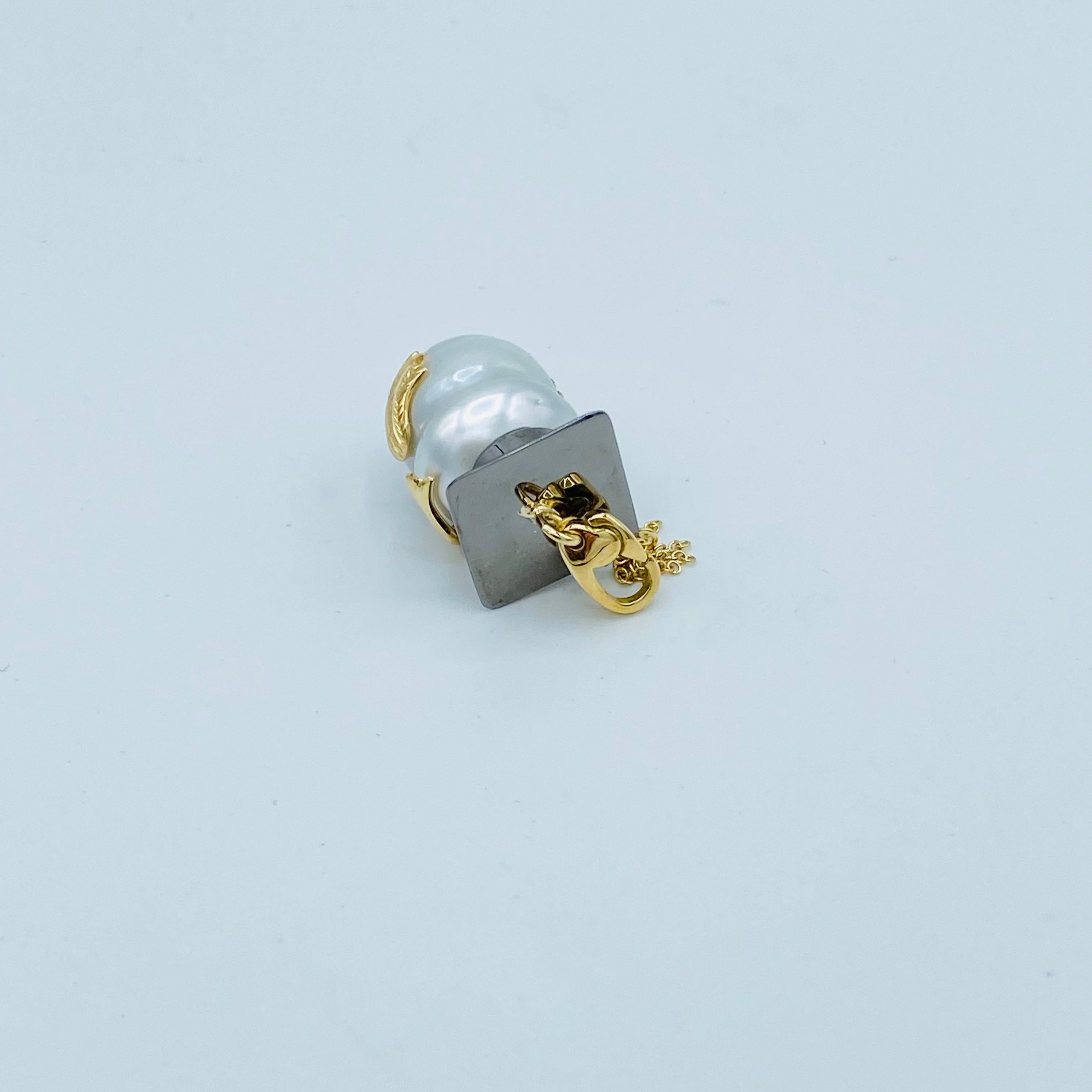 Round Cut Owl Black Diamond 18 Karat Gold Australian Pearl Charm or Pendant Necklace For Sale