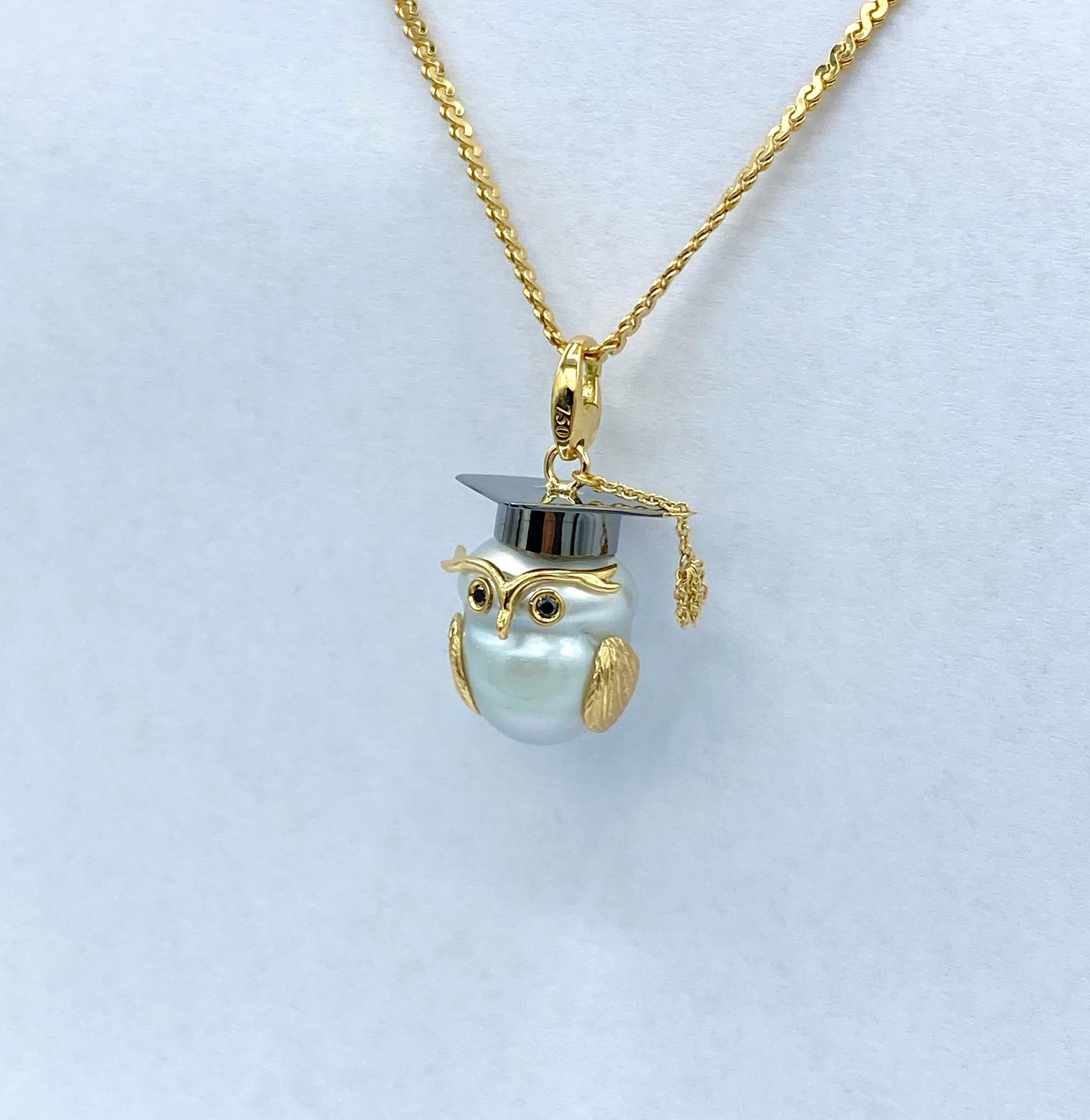 Halskette mit australischem Perlenanhänger oder Anhänger, Eule, schwarzer Diamant 18 Karat Gold im Angebot 1