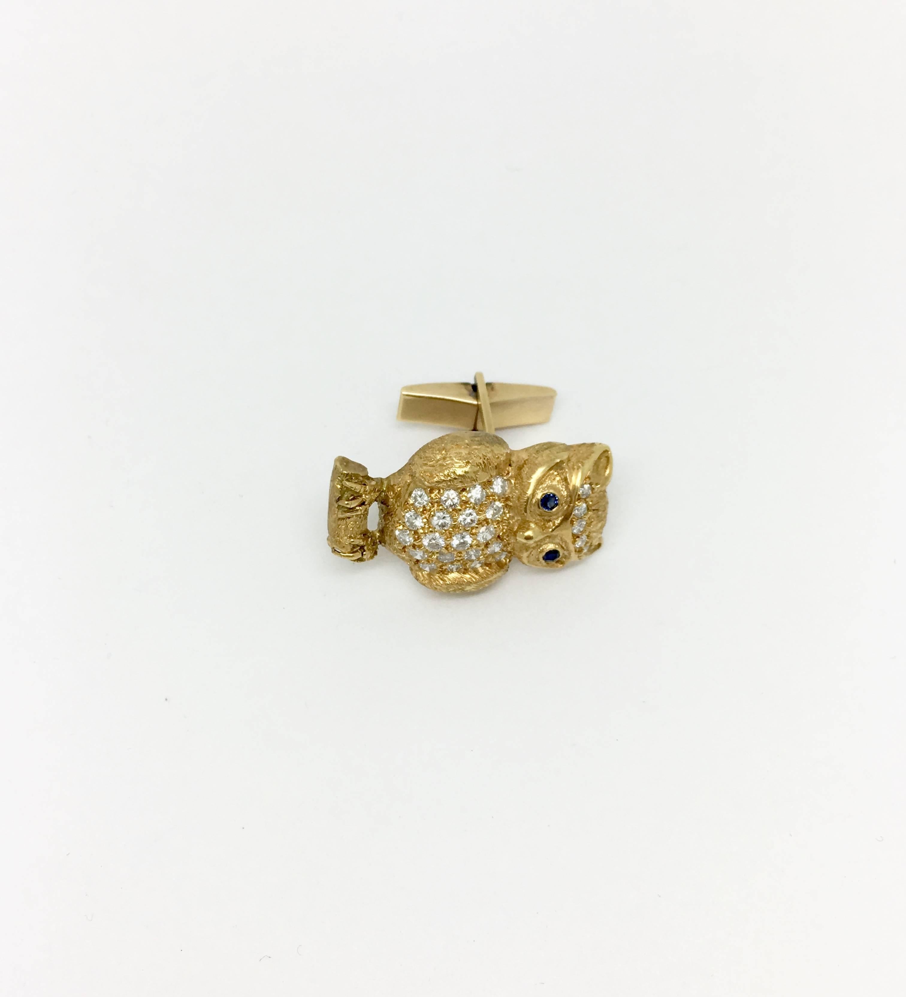 Owl Cufflinks 18 Karat Yellow Gold with Diamonds and Blue Sapphire 1