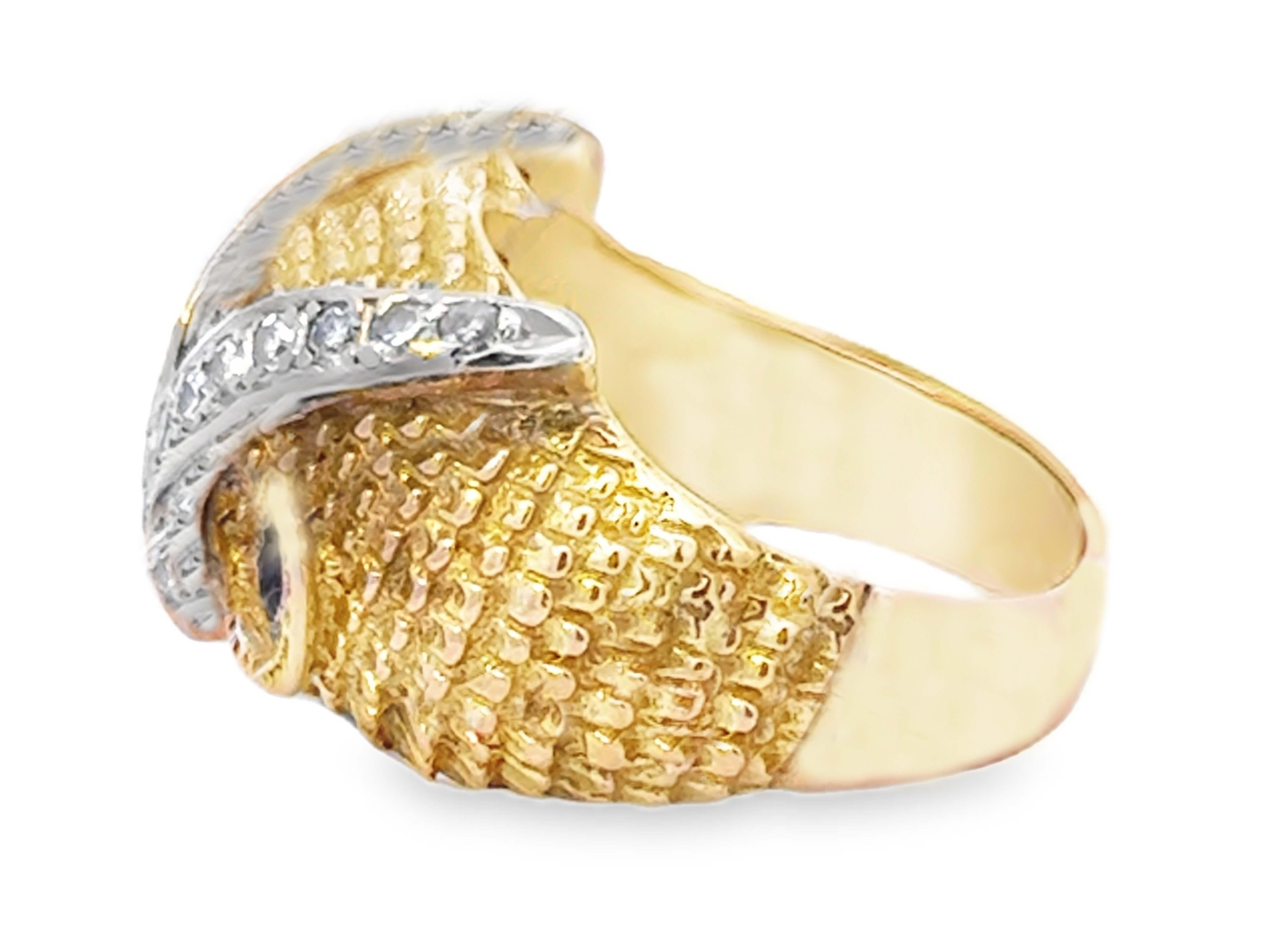 Women's or Men's Owl Diamond and Sapphire Eyes Gold Ring 14K Solid Gold 11.4 Grams Size 5.5 For Sale