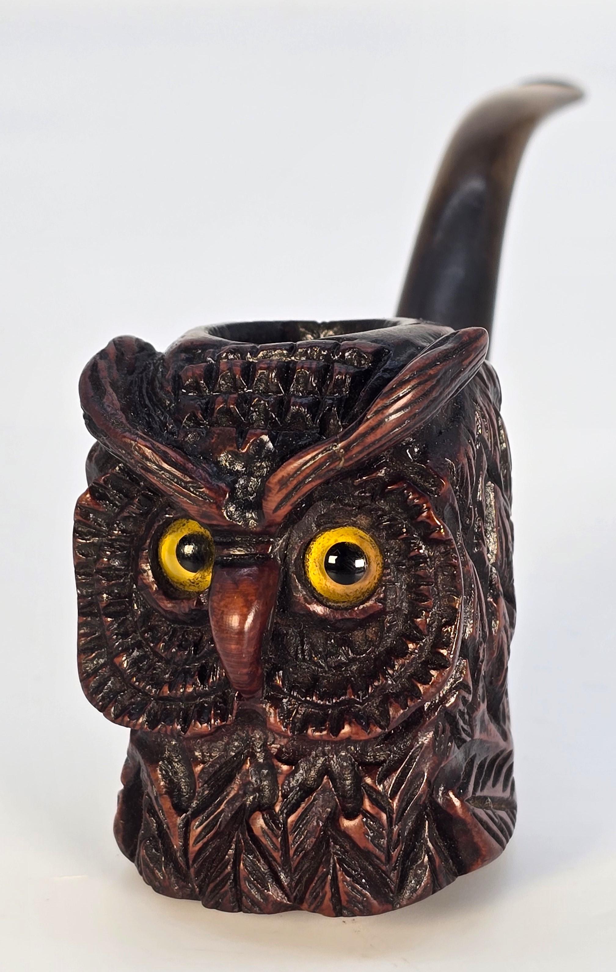 Owl smoking pipe made from burr briar wood, French circa 1900 For Sale 2