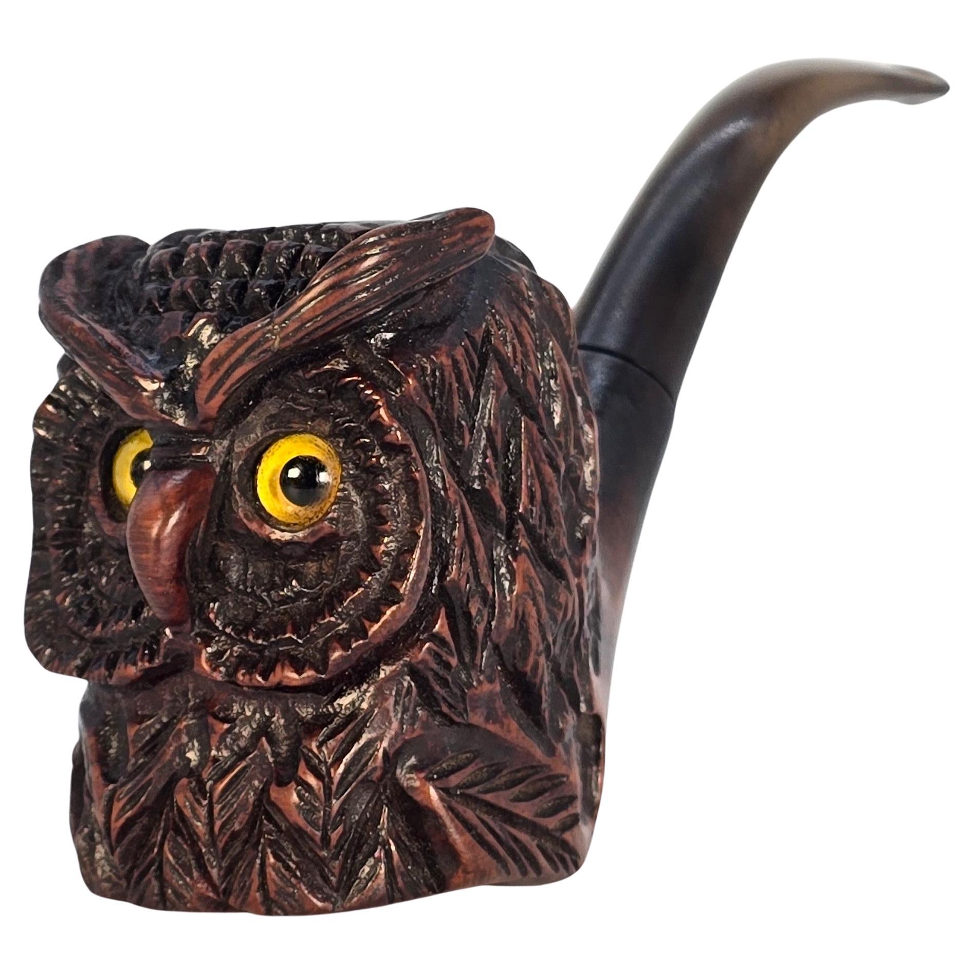 Owl smoking pipe made from burr briar wood, French circa 1900 For Sale