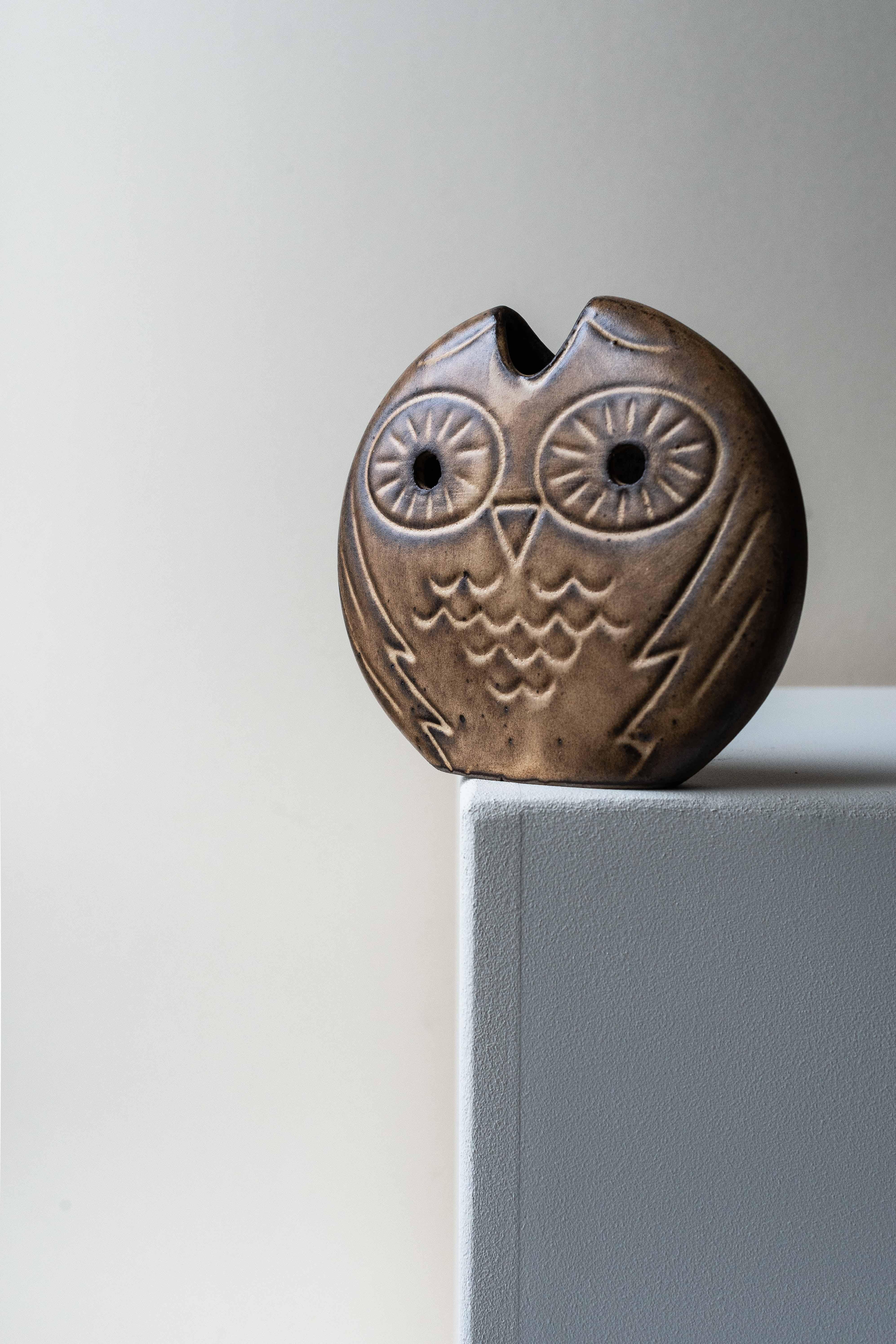 Mid-Century Modern Owl Vase Ceramic sandstone 1970s For Sale
