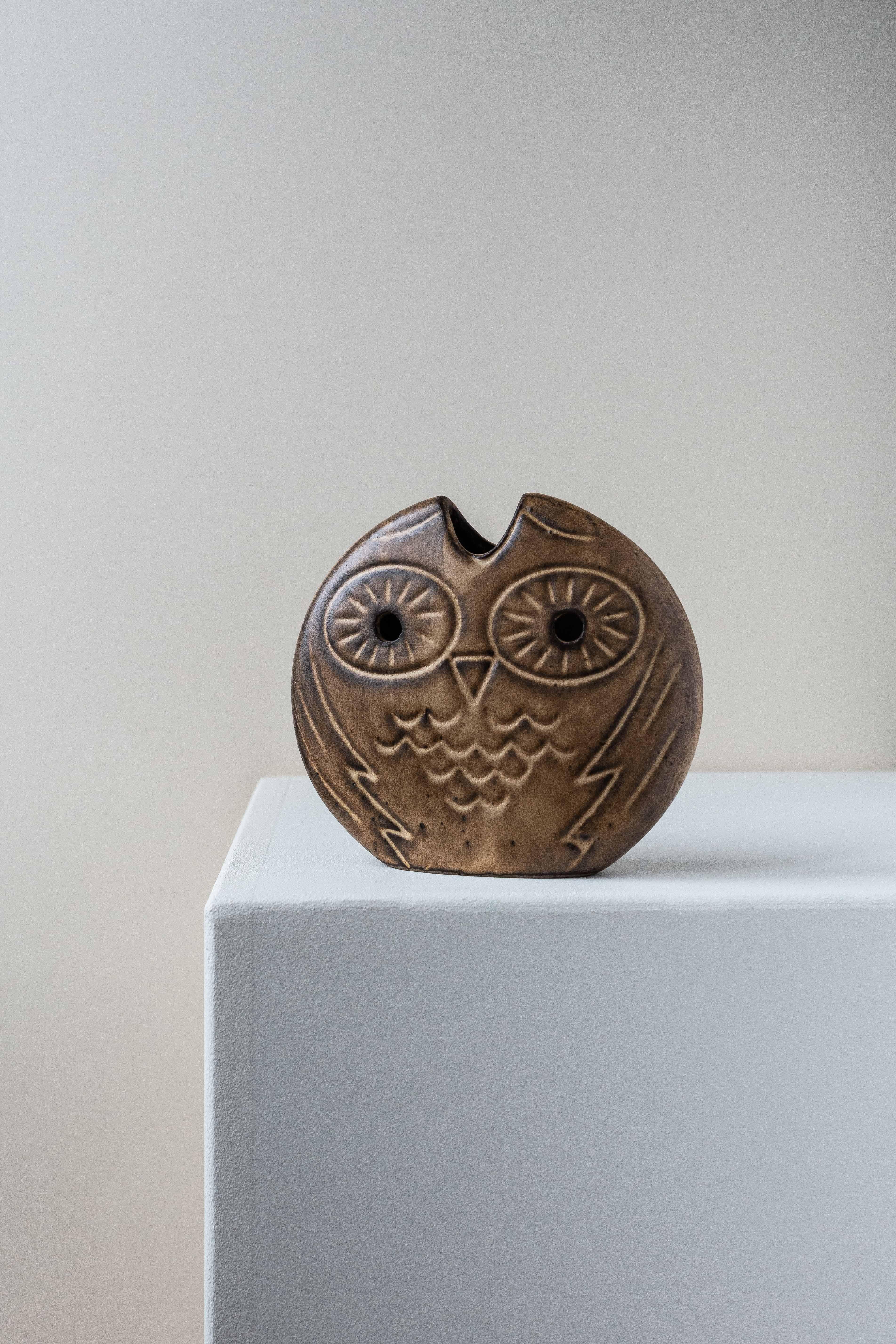 20th Century Owl Vase Ceramic sandstone 1970s For Sale