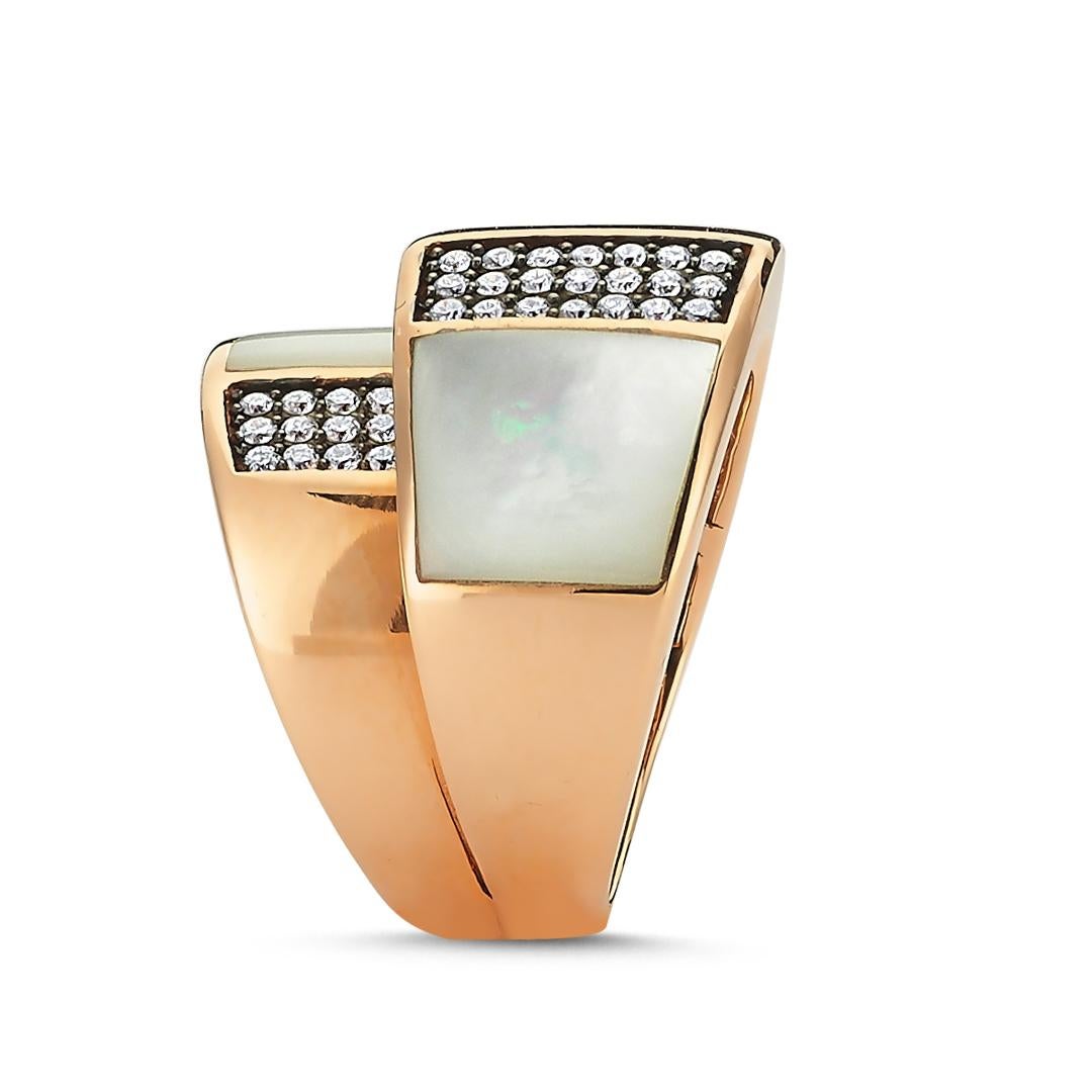 Contemporary OWN Your Story 18 Karat Gold Mother of Pearl Concentric Contrast Cocktail Ring For Sale