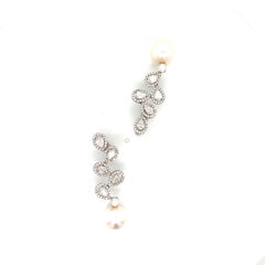 OWN Your Story 18K Weißgold 4 Petalled Süßwasserperlen Blume Tropfenohrringe