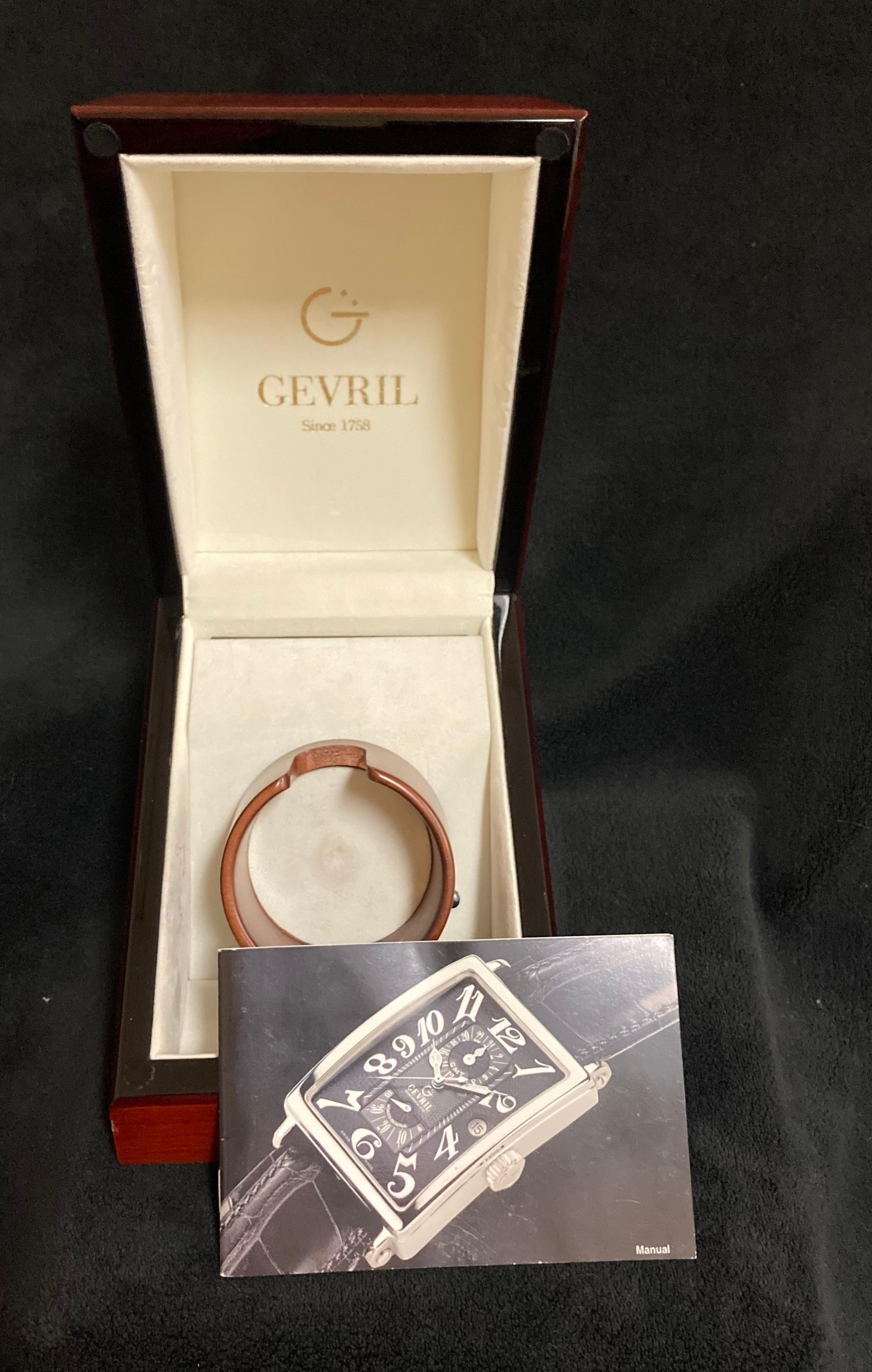 OWNED & LOVED BY MARTIN SHEEN - Reloj Gevril Avenue of Americas Massive SS, Caja en venta 3