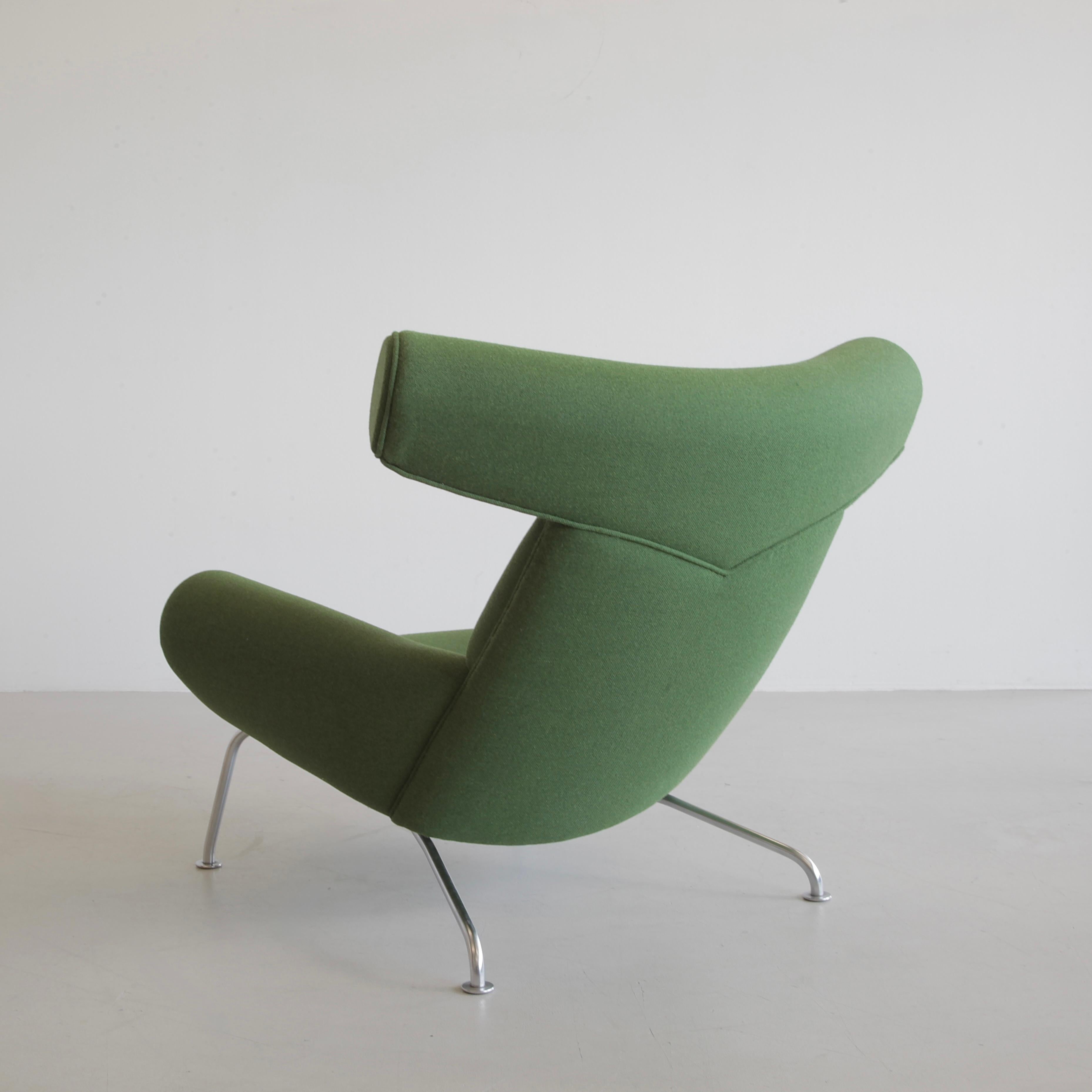 SILLA Y TABURETE OX de Hans J. WEGNER para AP STOLEN, Dinamarca Años 70 Moderno de mediados de siglo en venta