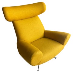 "Ox" Swivel Chair in Yellow Wool
