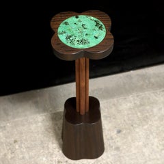 Oxalis Cocktail Tables - Tavolino con base a piedistallo in stile gotico moderno realizzato a mano