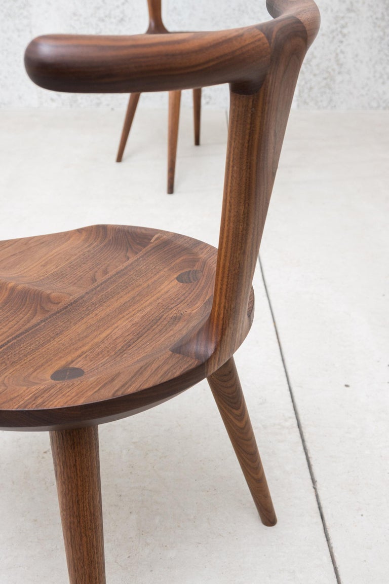 Oxbend Chair 3 Legs, Dining Seat in Walnut Wood by Fernweh Woodworking