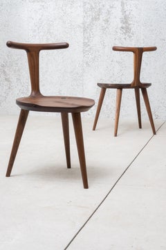 Oxbend Chair 3 Legs, Dining Seat in Walnut Wood by Fernweh Woodworking