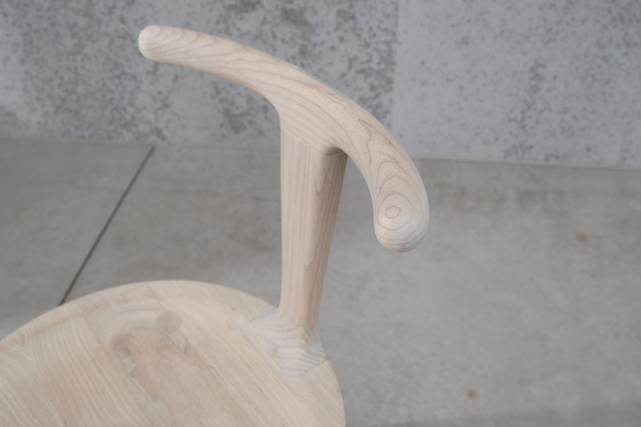 Chaise Oxbend à 3 pieds, assise de salle à manger en bois de frêne blanc par Fernweh Woodworking en vente 1
